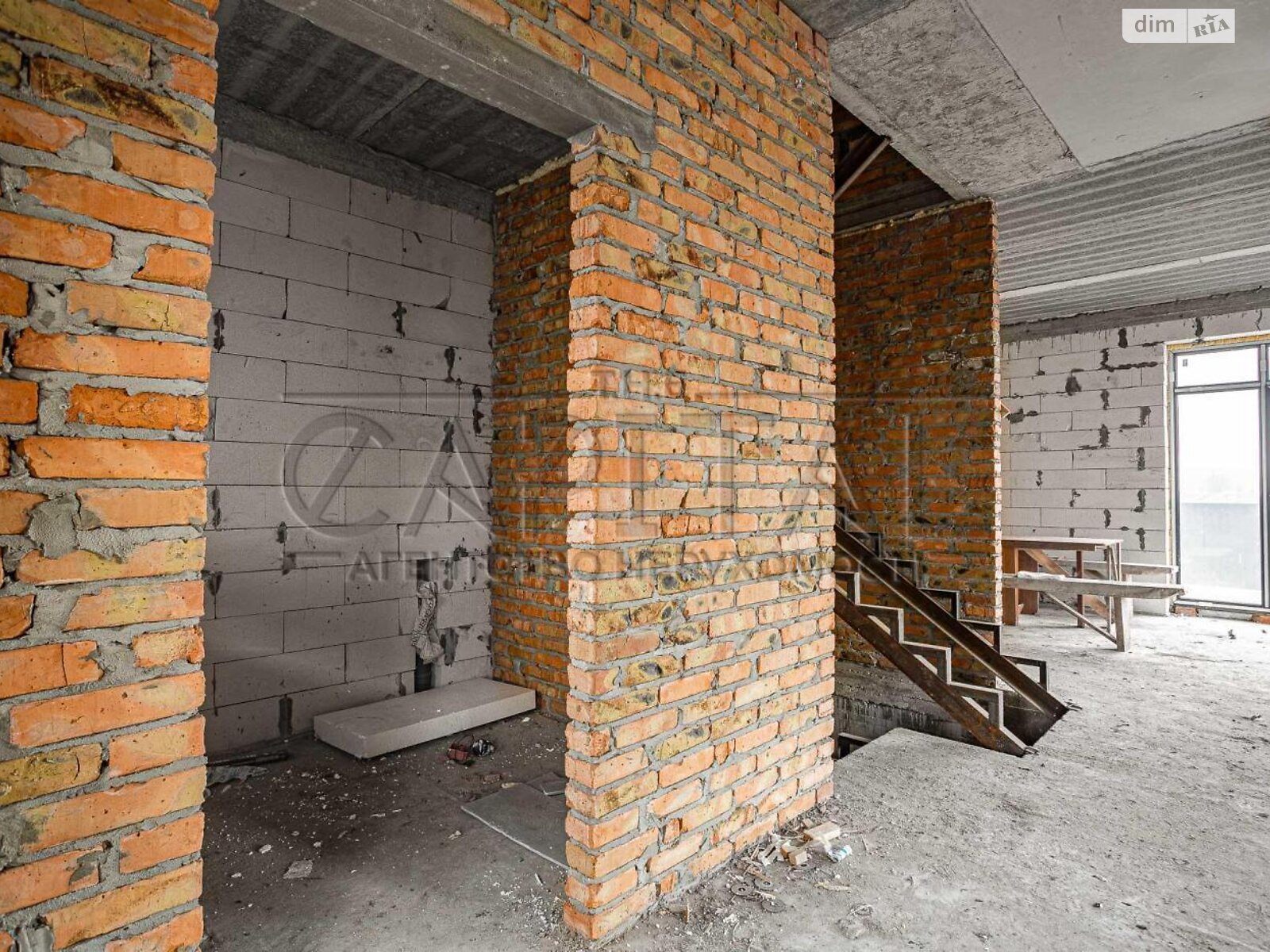 двоповерховий будинок з гаражем, 220 кв. м, кирпич. Продаж у Крюківщині фото 1 двоповерховий будинок з гаражем, 220 кв. м, кирпич. Продаж у Крюківщині фото 1