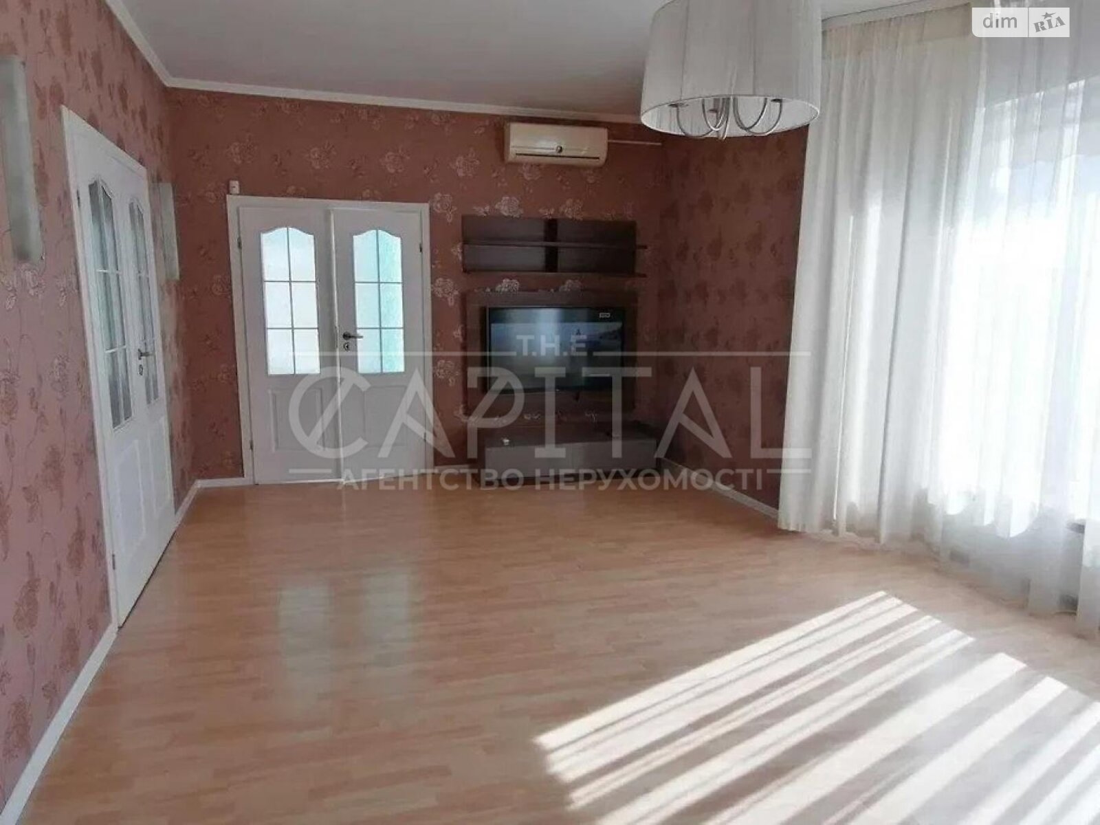 триповерховий будинок з верандою, 280 кв. м, цегла. Продаж у Крюківщині фото 1