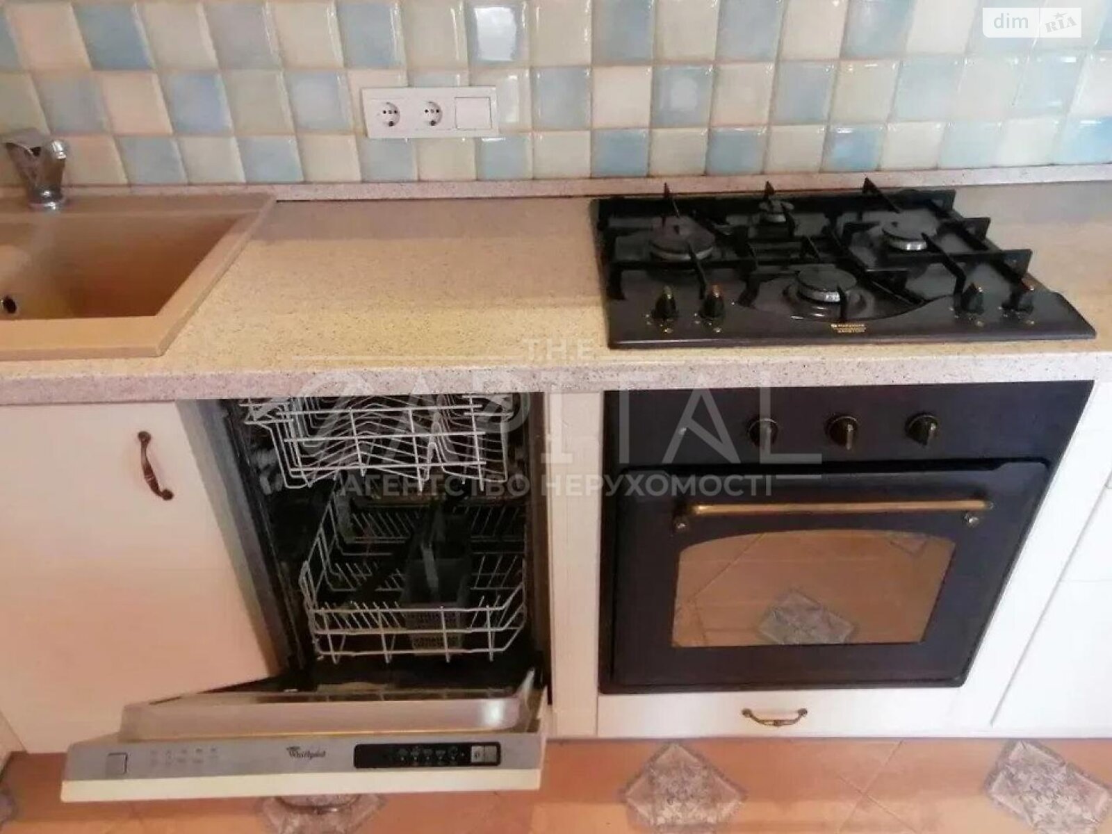 триповерховий будинок з верандою, 280 кв. м, цегла. Продаж у Крюківщині фото 1