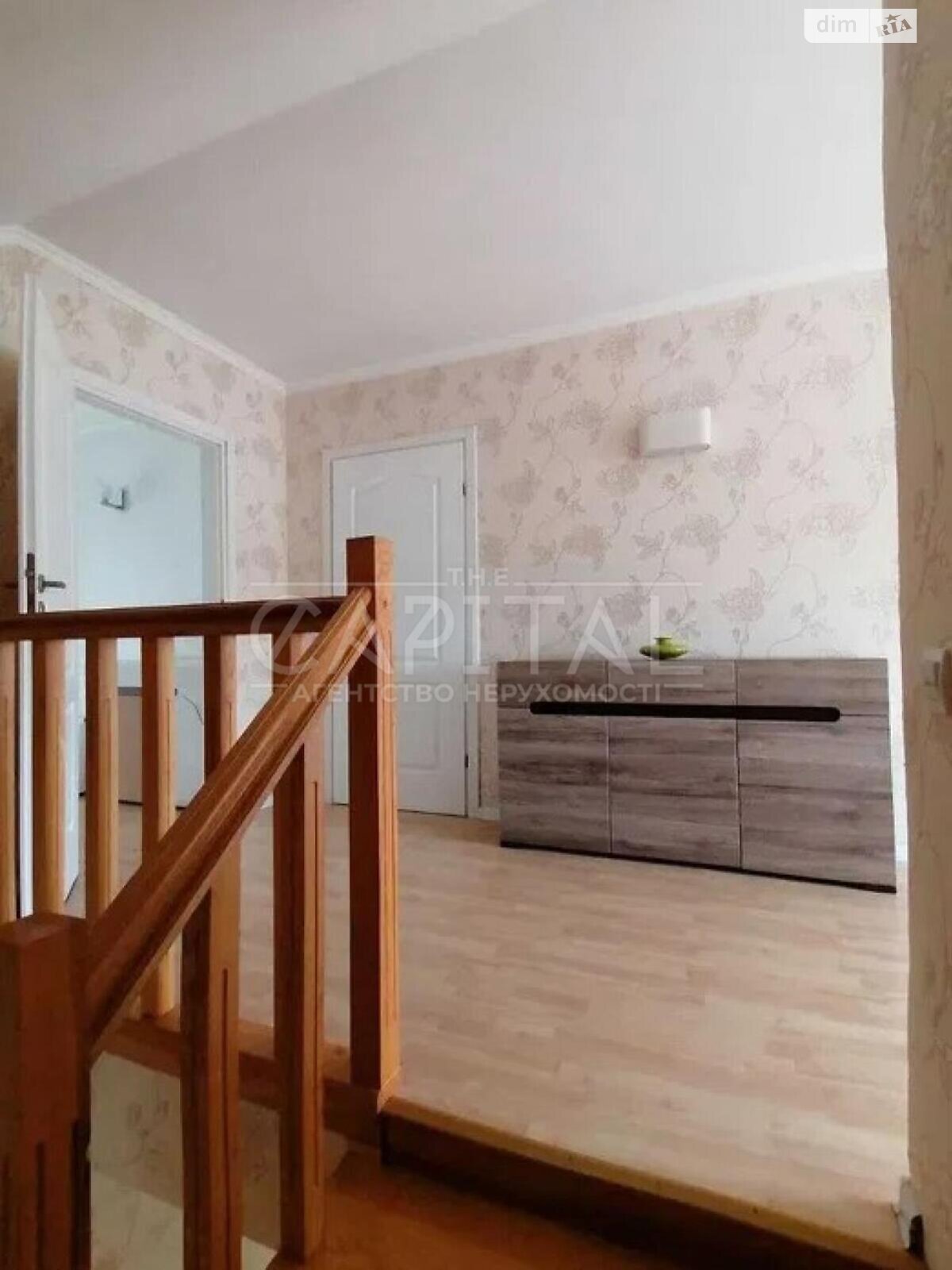 триповерховий будинок з верандою, 280 кв. м, цегла. Продаж у Крюківщині фото 1