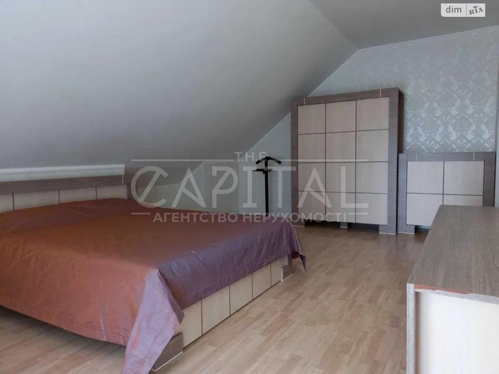 триповерховий будинок з верандою, 280 кв. м, цегла. Продаж у Крюківщині фото 1