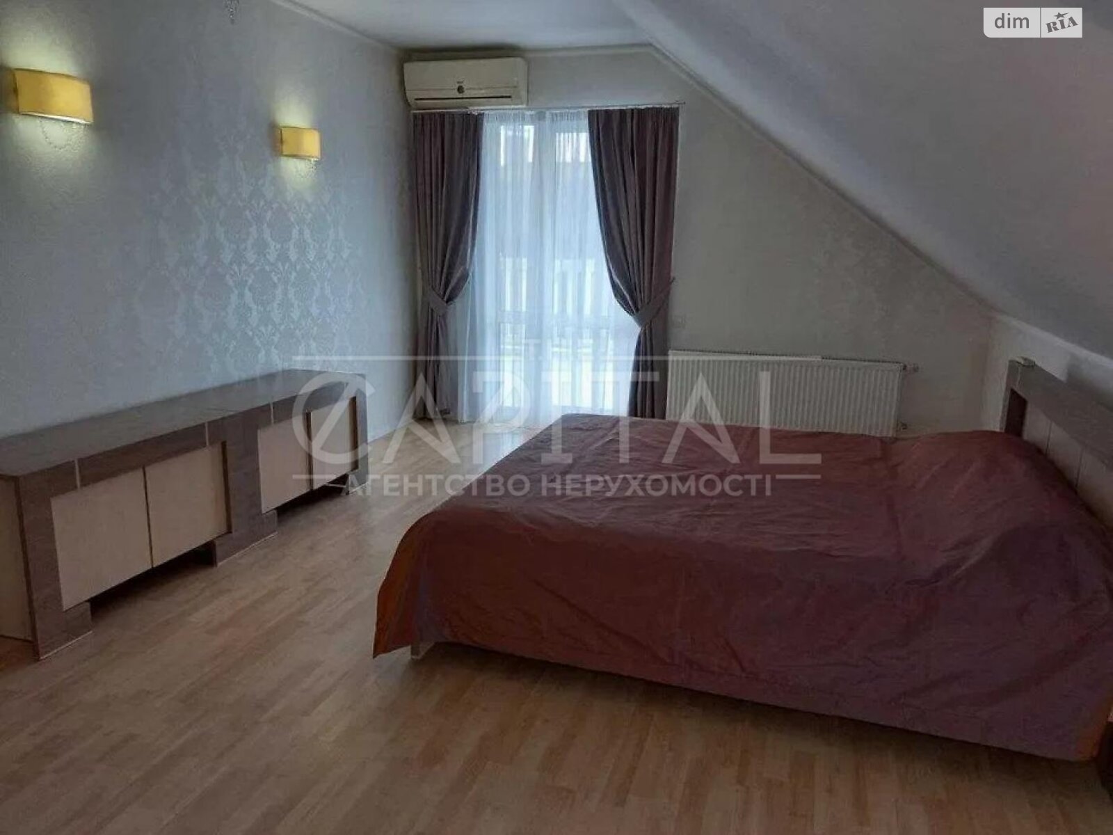 триповерховий будинок з верандою, 280 кв. м, цегла. Продаж у Крюківщині фото 1