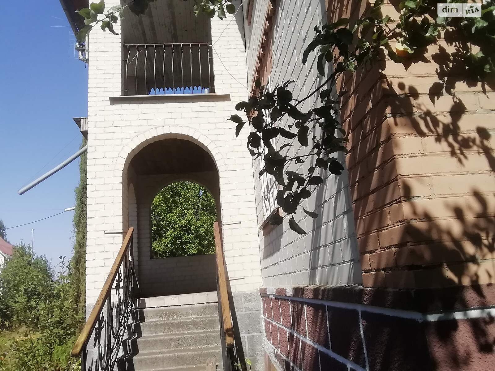 двоповерховий будинок з верандою, 328.8 кв. м, цегла. Продаж у Кірові (нов. Кучакові) фото 1 двоповерховий будинок з верандою, 328.8 кв. м, цегла. Продаж у Кірові (нов. Кучакові) фото 1