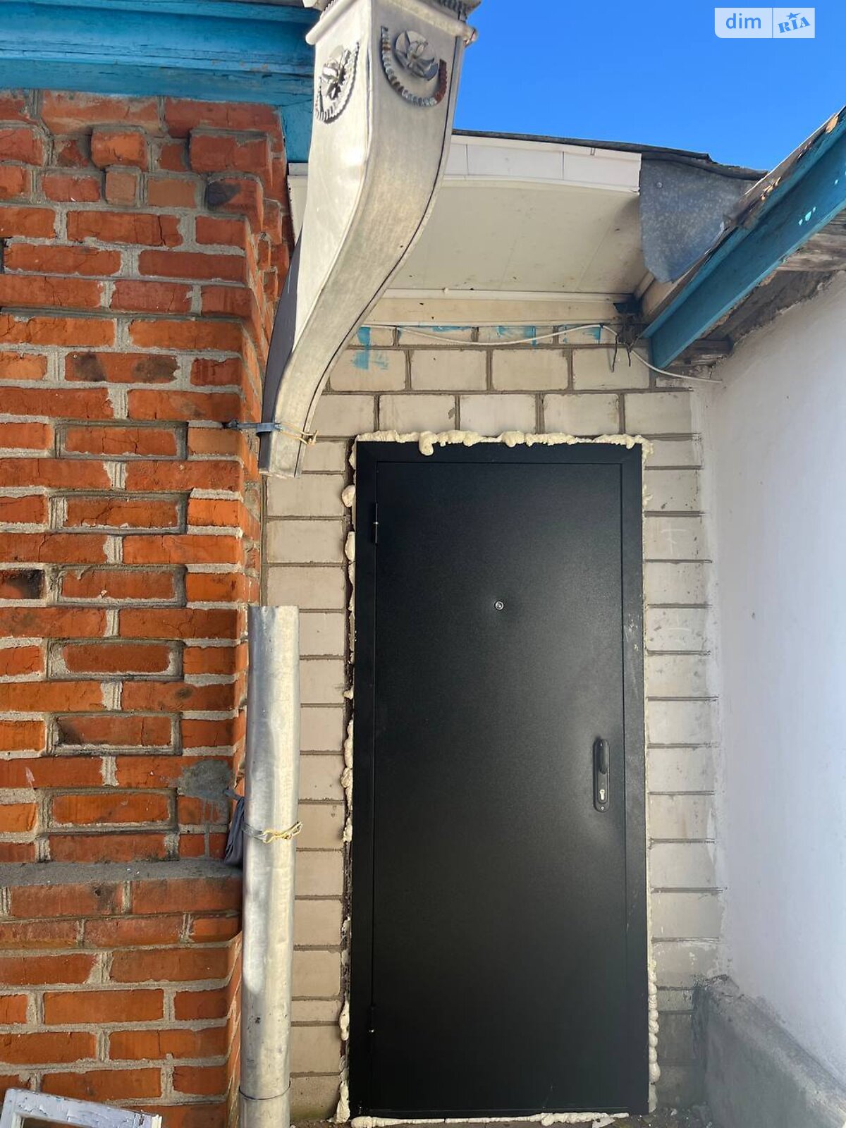 одноэтажный дом с гаражом, 109 кв. м, кирпич. Продажа в Куне фото 1