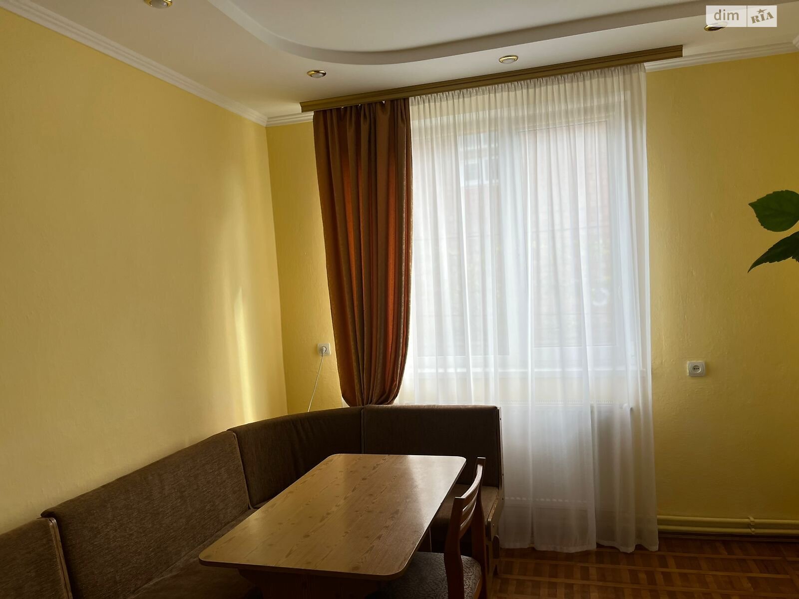двухэтажный дом с гаражом, 137 кв. м, кирпич. Продажа в Кутах фото 1 двухэтажный дом с гаражом, 137 кв. м, кирпич. Продажа в Кутах фото 1