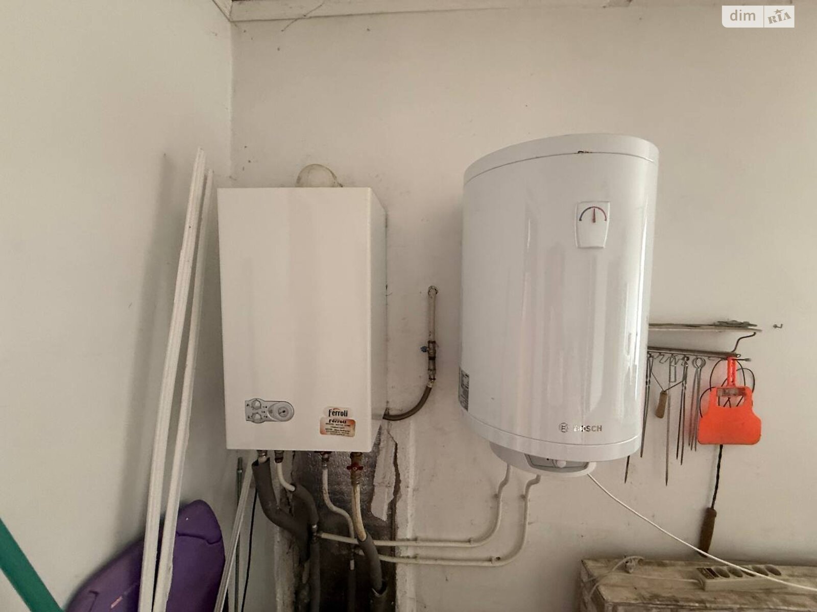 триповерховий будинок з опаленням, 360 кв. м, цегла. Продаж у Куйбишеві (нов. Покровському) фото 1