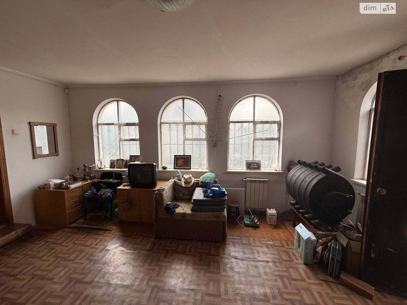 триповерховий будинок з опаленням, 360 кв. м, цегла. Продаж у Куйбишеві (нов. Покровському) фото 1