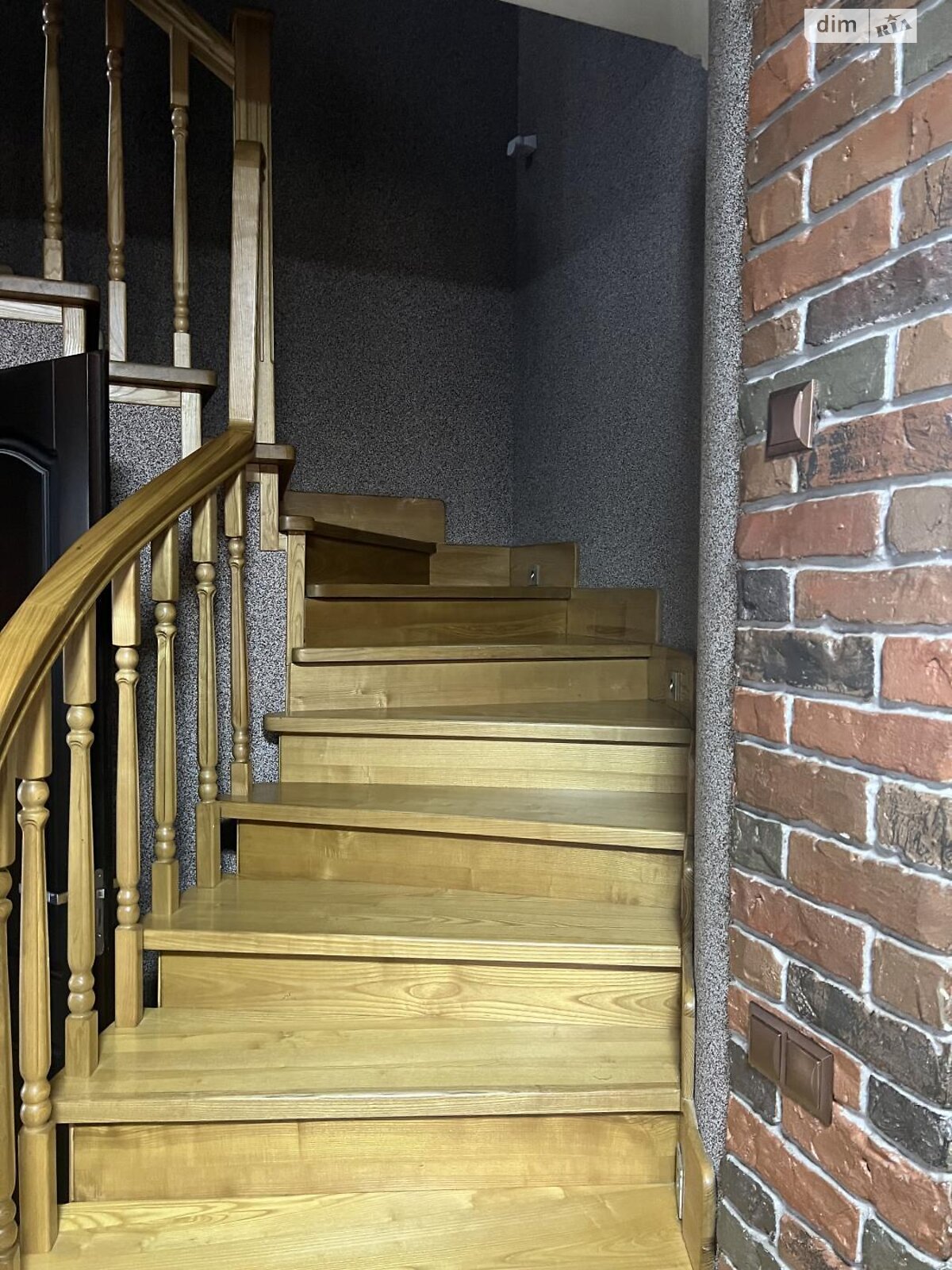 двухэтажный дом, 272 кв. м, кирпич. Продажа в Квасилове фото 1 двухэтажный дом, 272 кв. м, кирпич. Продажа в Квасилове фото 1