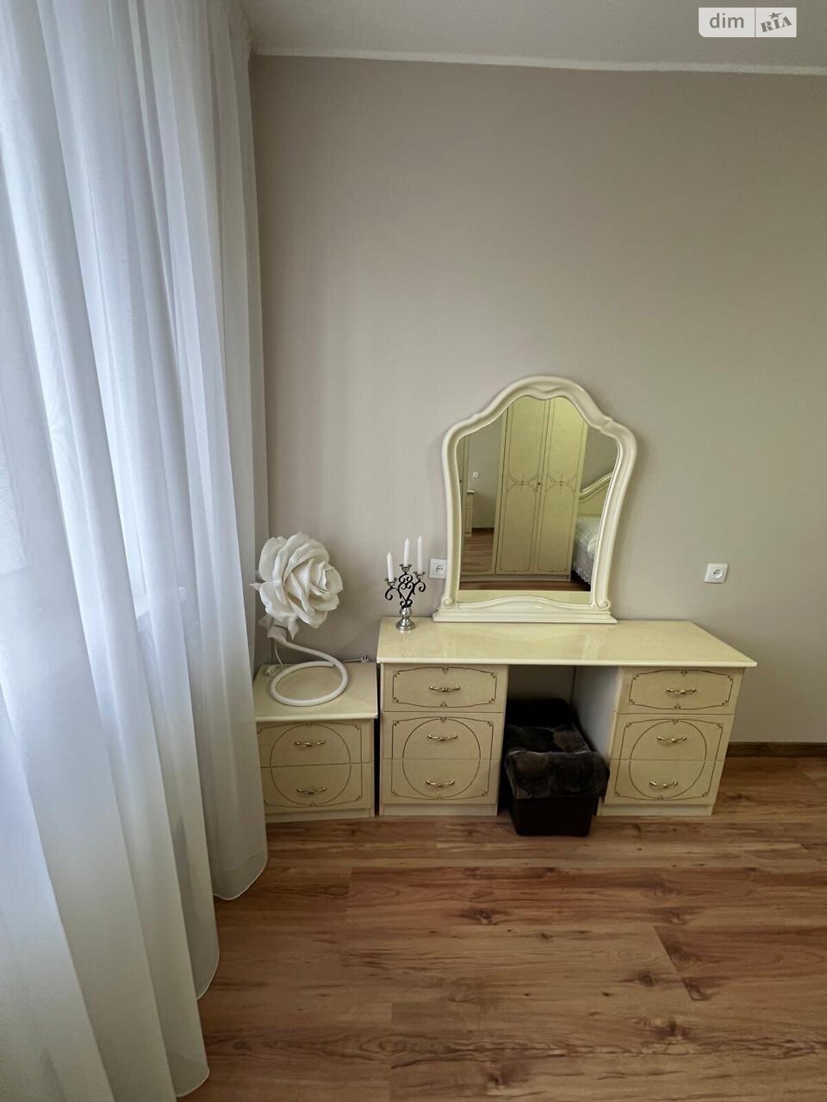 двухэтажный дом с верандой, 380 кв. м, кирпич. Продажа в Квитневом фото 1 двухэтажный дом с верандой, 380 кв. м, кирпич. Продажа в Квитневом фото 1