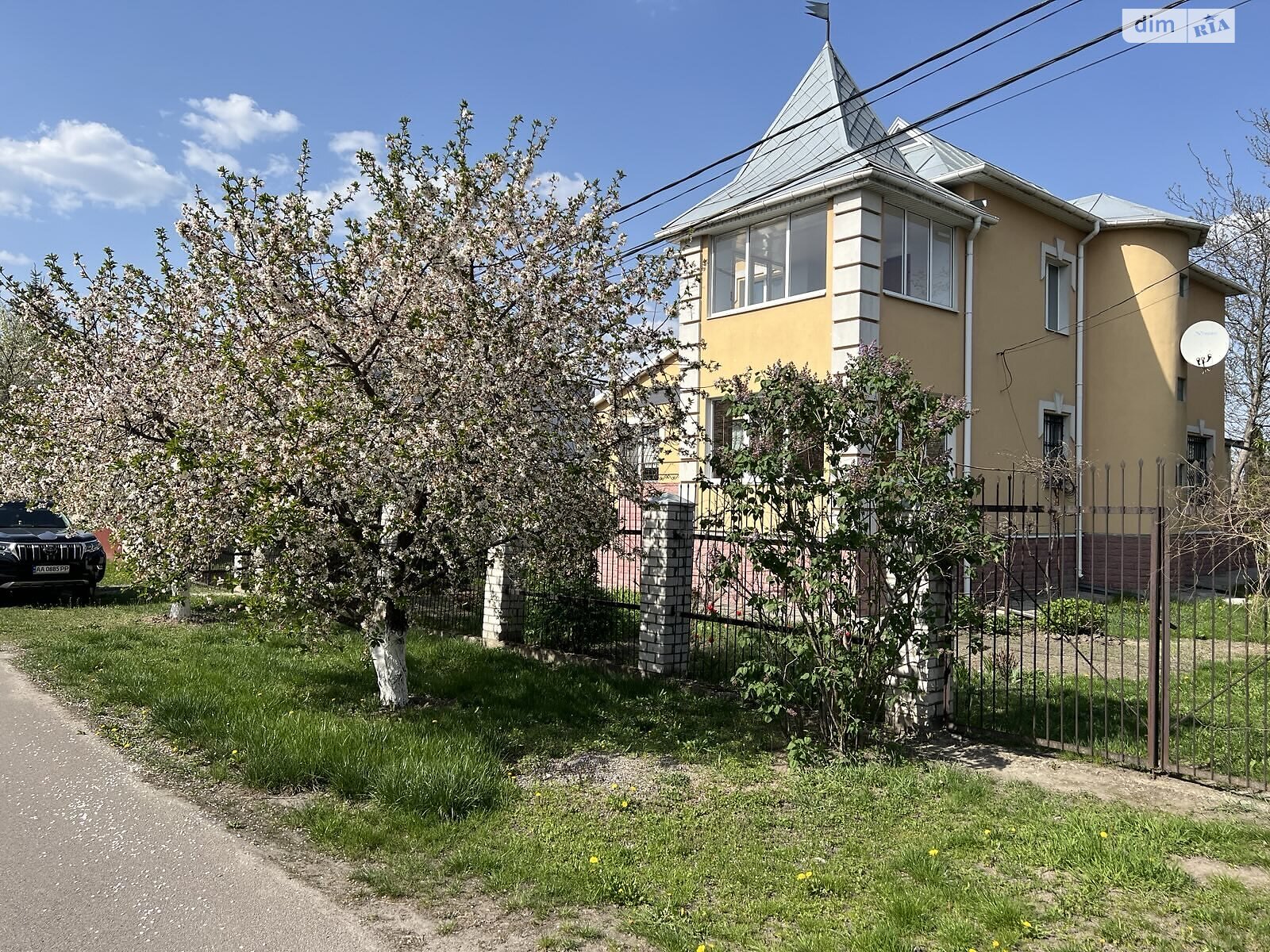 двухэтажный дом с верандой, 380 кв. м, кирпич. Продажа в Квитневом фото 1 двухэтажный дом с верандой, 380 кв. м, кирпич. Продажа в Квитневом фото 1