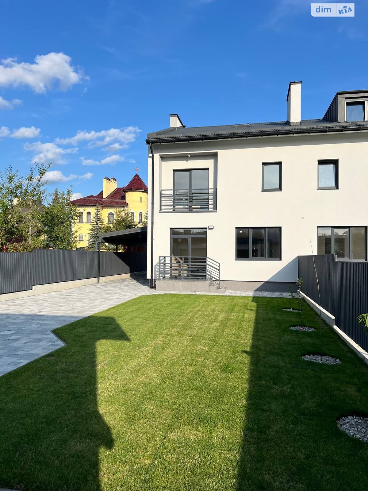 двоповерховий будинок з ремонтом, 178 кв. м, цегла. Продаж у Лапаївці фото 1 двоповерховий будинок з ремонтом, 178 кв. м, цегла. Продаж у Лапаївці фото 1