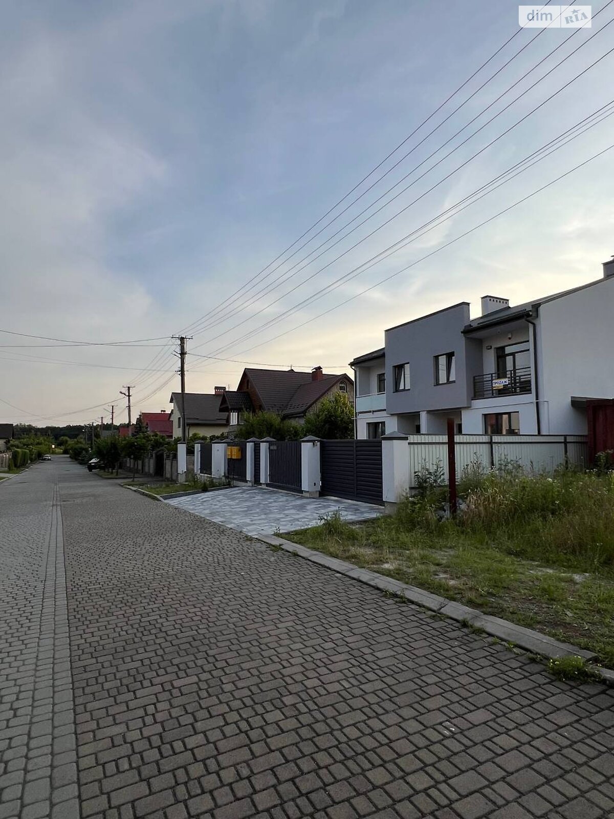 двоповерховий будинок з ремонтом, 178 кв. м, цегла. Продаж у Лапаївці фото 1 двоповерховий будинок з ремонтом, 178 кв. м, цегла. Продаж у Лапаївці фото 1