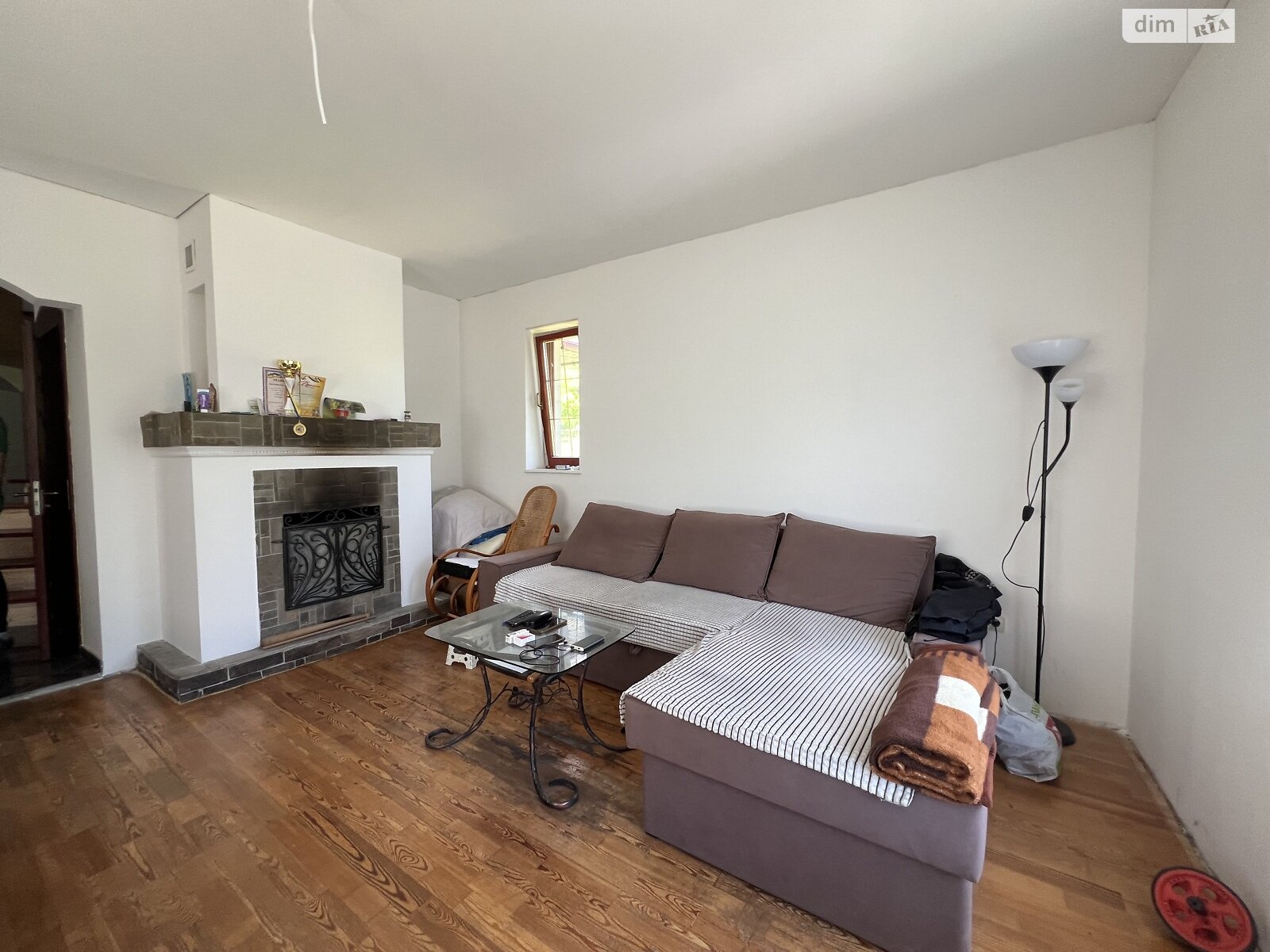 двухэтажный дом с отоплением, 263.7 кв. м, кирпич. Продажа в Лавках фото 1