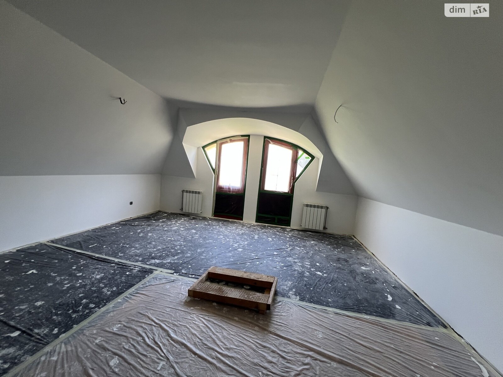 двухэтажный дом с отоплением, 263.7 кв. м, кирпич. Продажа в Лавках фото 1