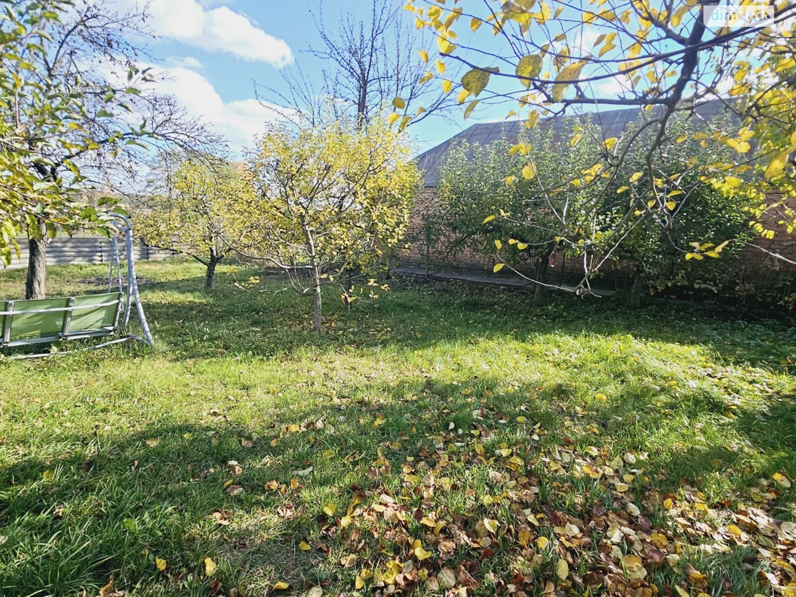 одноэтажный дом с верандой, 46 кв. м, кирпич. Продажа в Лавровке фото 1