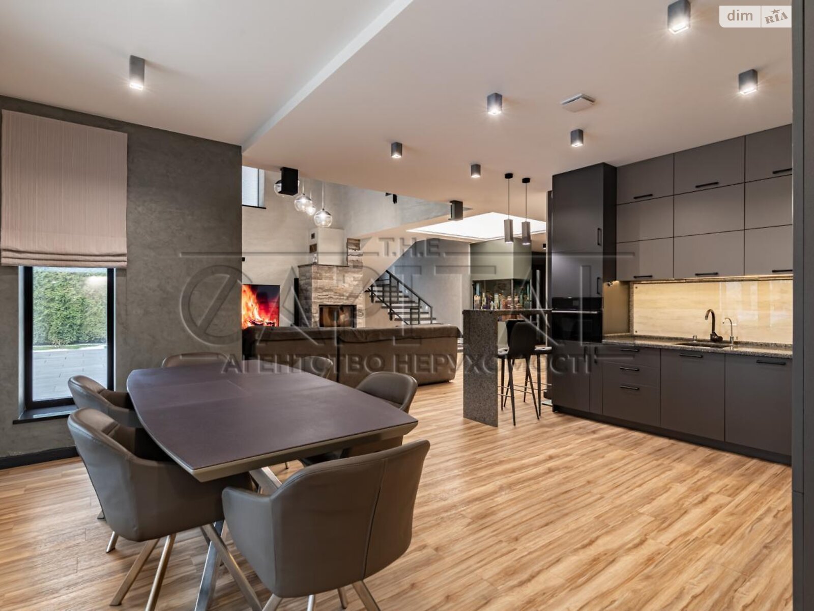 двухэтажный дом с отоплением, 235.3 кв. м, кирпич. Продажа в Лебедевке фото 1 двухэтажный дом с отоплением, 235.3 кв. м, кирпич. Продажа в Лебедевке фото 1