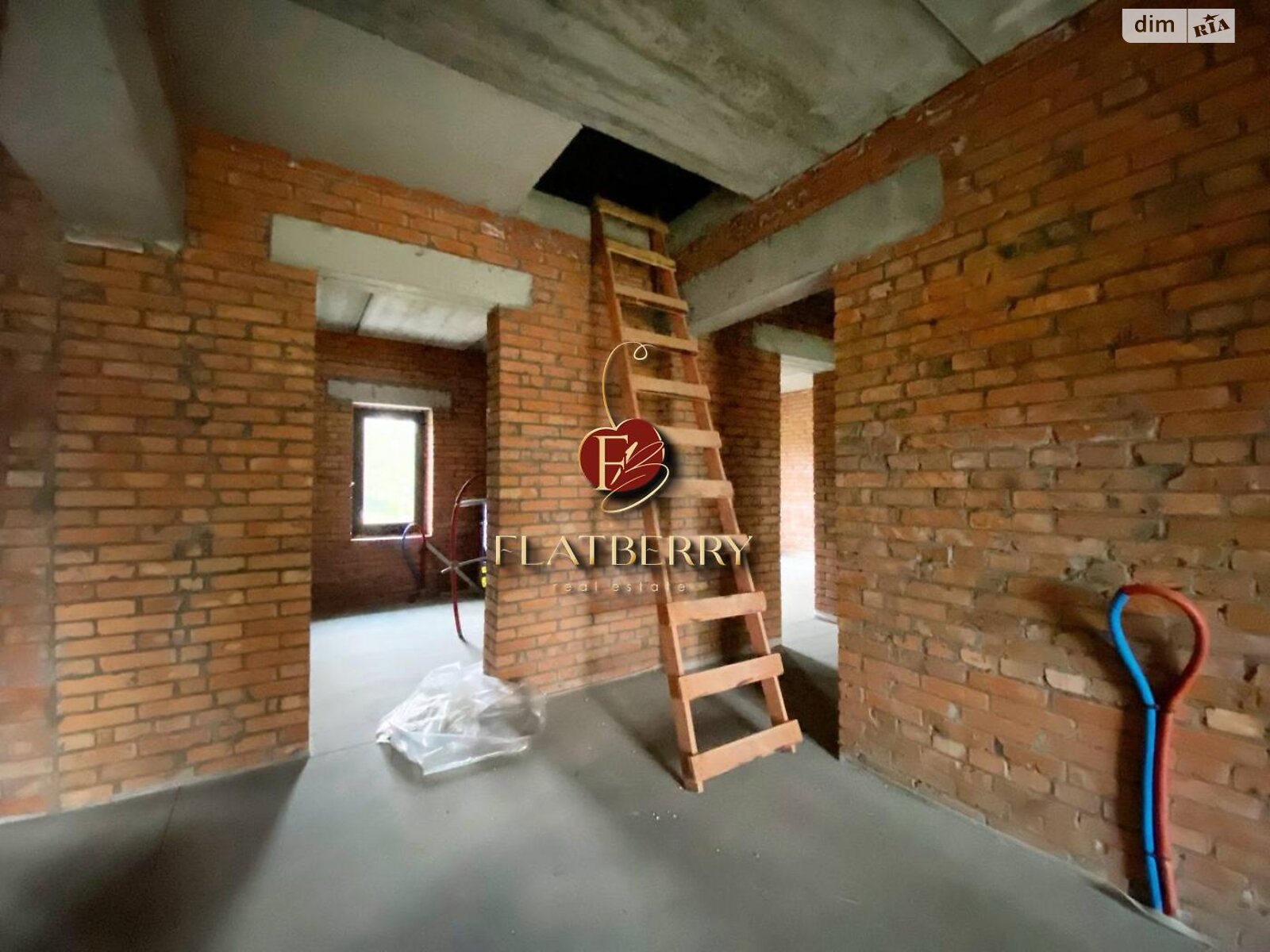 двухэтажный дом, 310 кв. м, кирпич. Продажа в Лебедевке фото 1 двухэтажный дом, 310 кв. м, кирпич. Продажа в Лебедевке фото 1