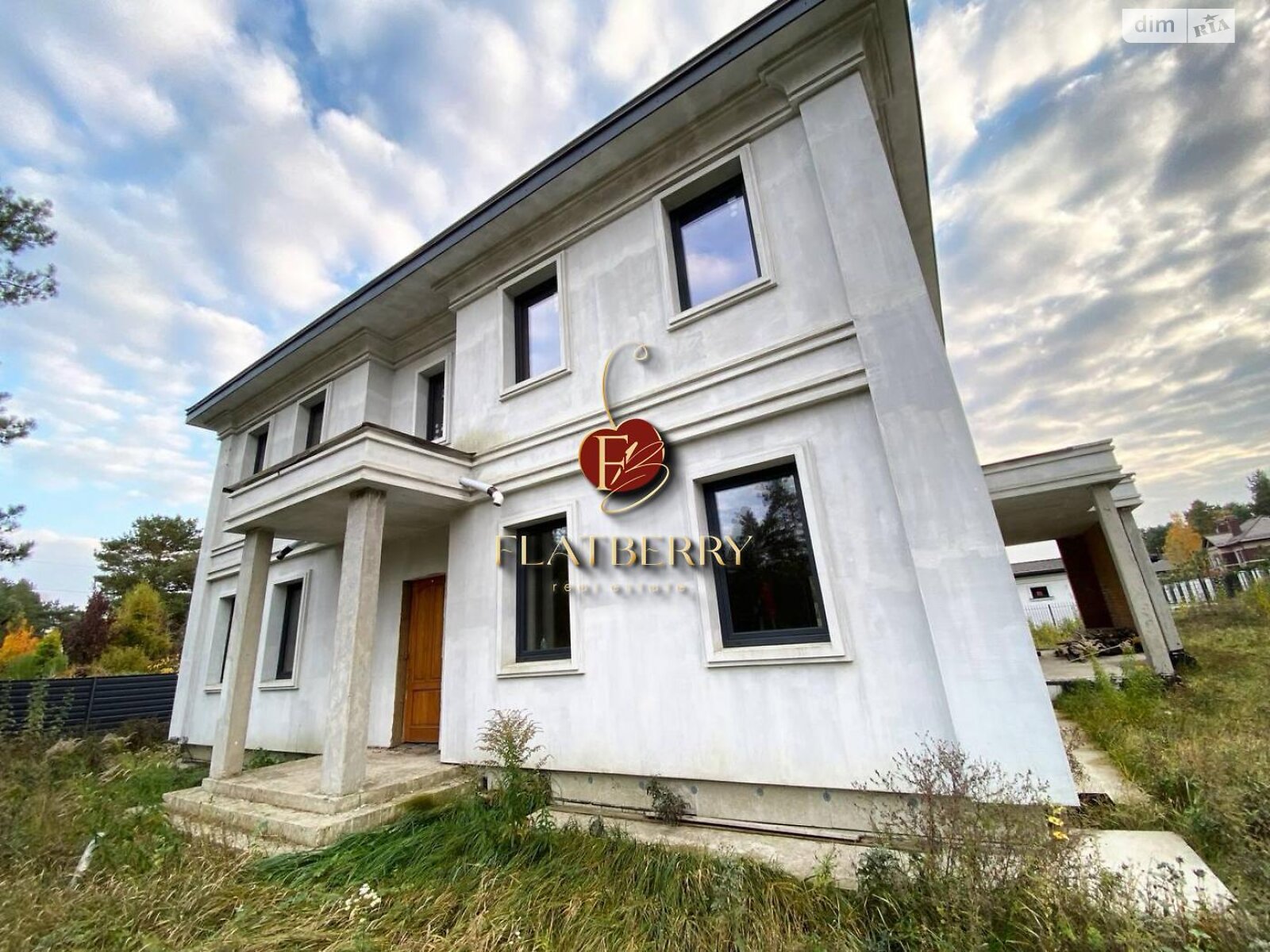 двухэтажный дом, 310 кв. м, кирпич. Продажа в Лебедевке фото 1 двухэтажный дом, 310 кв. м, кирпич. Продажа в Лебедевке фото 1