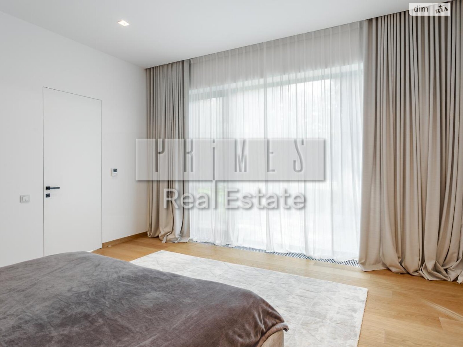 двухэтажный дом с верандой, 450 кв. м, кирпич. Продажа в Лебедевке фото 1 двухэтажный дом с верандой, 450 кв. м, кирпич. Продажа в Лебедевке фото 1