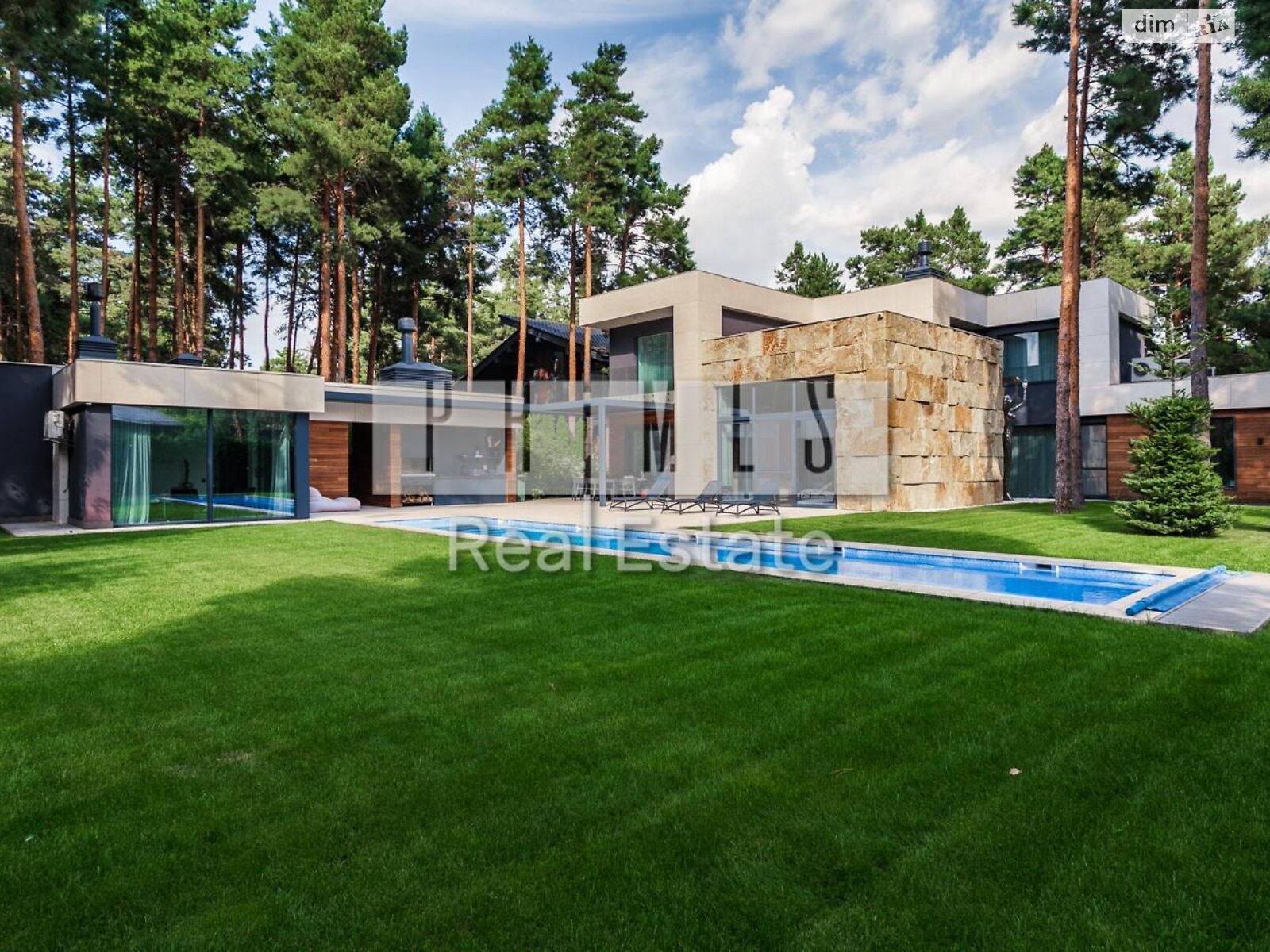 двухэтажный дом с верандой, 450 кв. м, кирпич. Продажа в Лебедевке фото 1 двухэтажный дом с верандой, 450 кв. м, кирпич. Продажа в Лебедевке фото 1