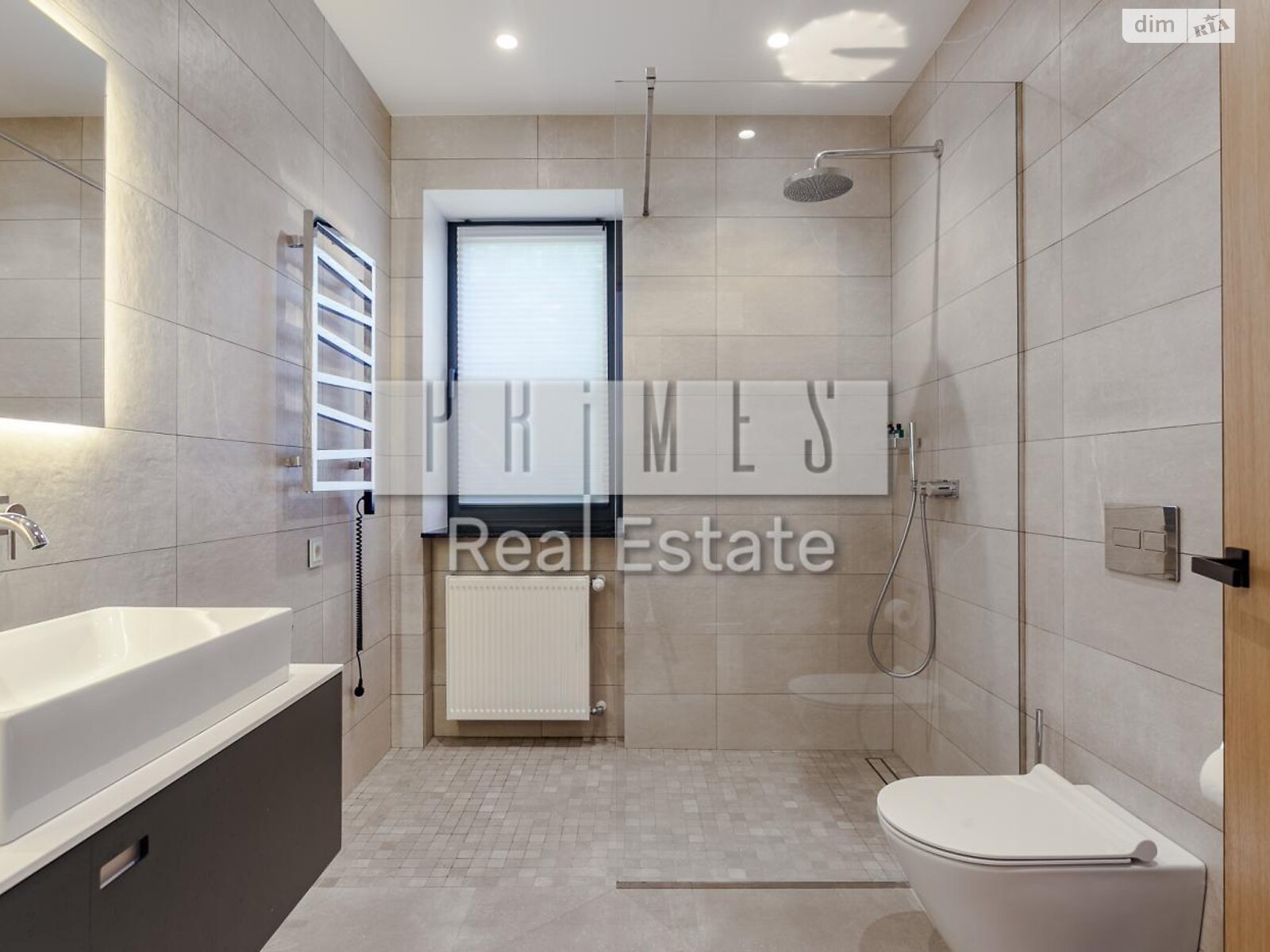 двухэтажный дом с верандой, 450 кв. м, кирпич. Продажа в Лебедевке фото 1 двухэтажный дом с верандой, 450 кв. м, кирпич. Продажа в Лебедевке фото 1