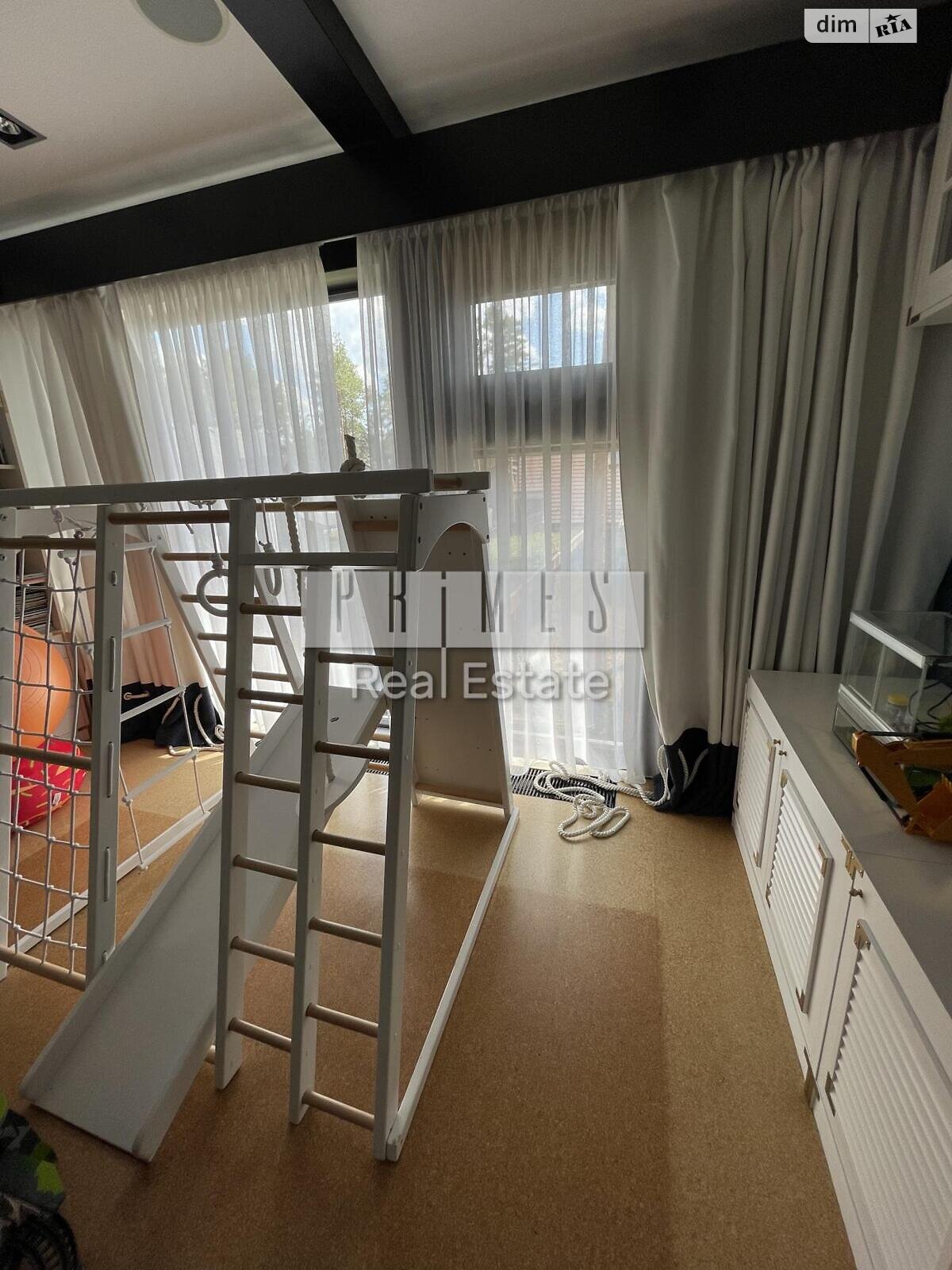 двухэтажный дом с верандой, 537 кв. м, кирпич. Продажа в Лебедевке фото 1 двухэтажный дом с верандой, 537 кв. м, кирпич. Продажа в Лебедевке фото 1