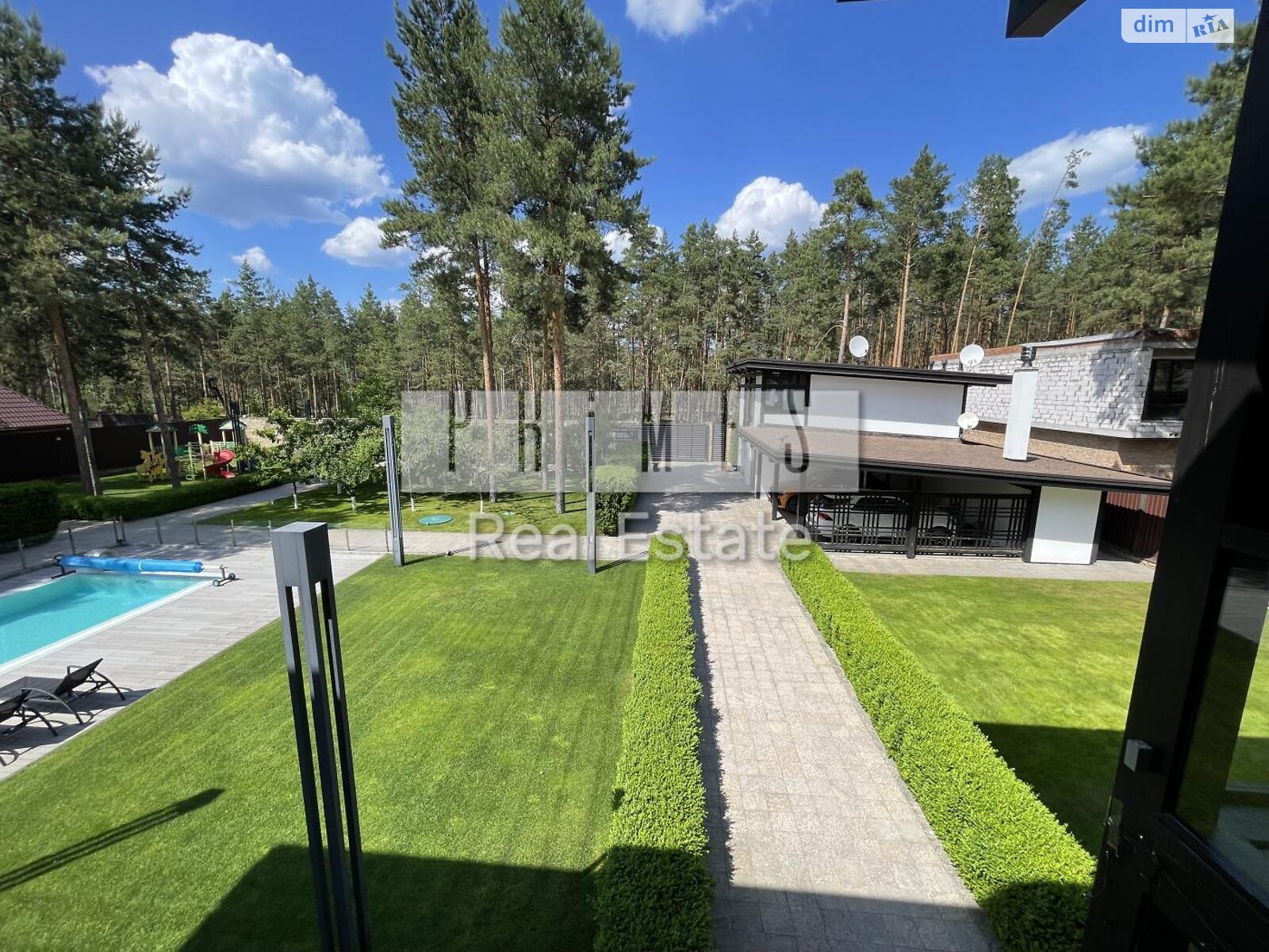 двухэтажный дом с верандой, 537 кв. м, кирпич. Продажа в Лебедевке фото 1 двухэтажный дом с верандой, 537 кв. м, кирпич. Продажа в Лебедевке фото 1