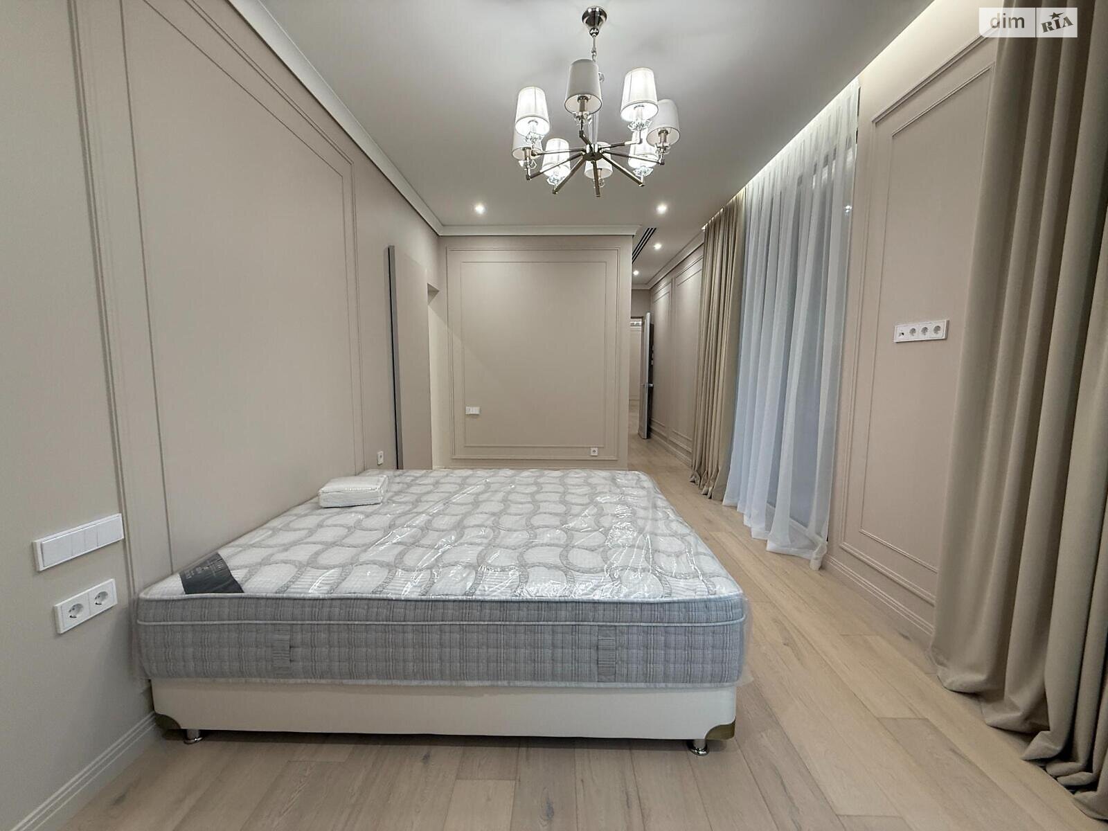 одноэтажный дом, 209 кв. м, кирпич. Продажа в Лебедевке фото 1 одноэтажный дом, 209 кв. м, кирпич. Продажа в Лебедевке фото 1