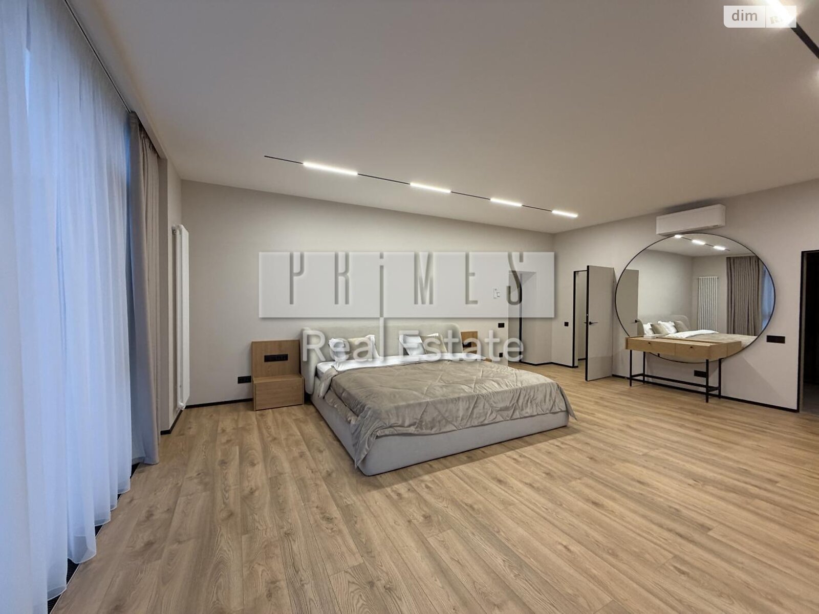 двоповерховий будинок з гаражем, 1200 кв. м, цегла. Продаж у Лебедівці фото 1 двоповерховий будинок з гаражем, 1200 кв. м, цегла. Продаж у Лебедівці фото 1