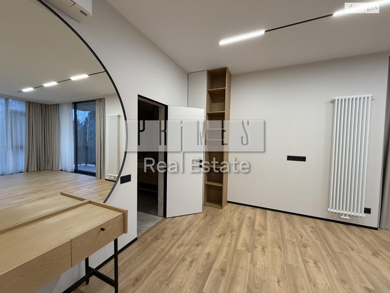 двоповерховий будинок з гаражем, 1200 кв. м, цегла. Продаж у Лебедівці фото 1 двоповерховий будинок з гаражем, 1200 кв. м, цегла. Продаж у Лебедівці фото 1