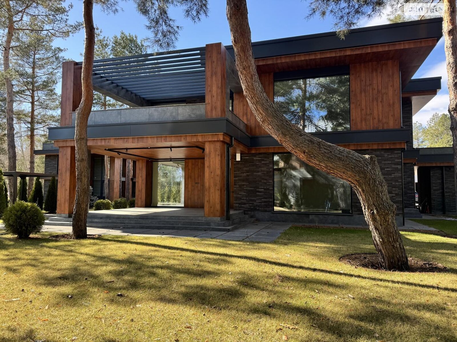 двоповерховий будинок, 360 кв. м, кирпич. Продаж у Лебедівці фото 1 двоповерховий будинок, 360 кв. м, кирпич. Продаж у Лебедівці фото 1