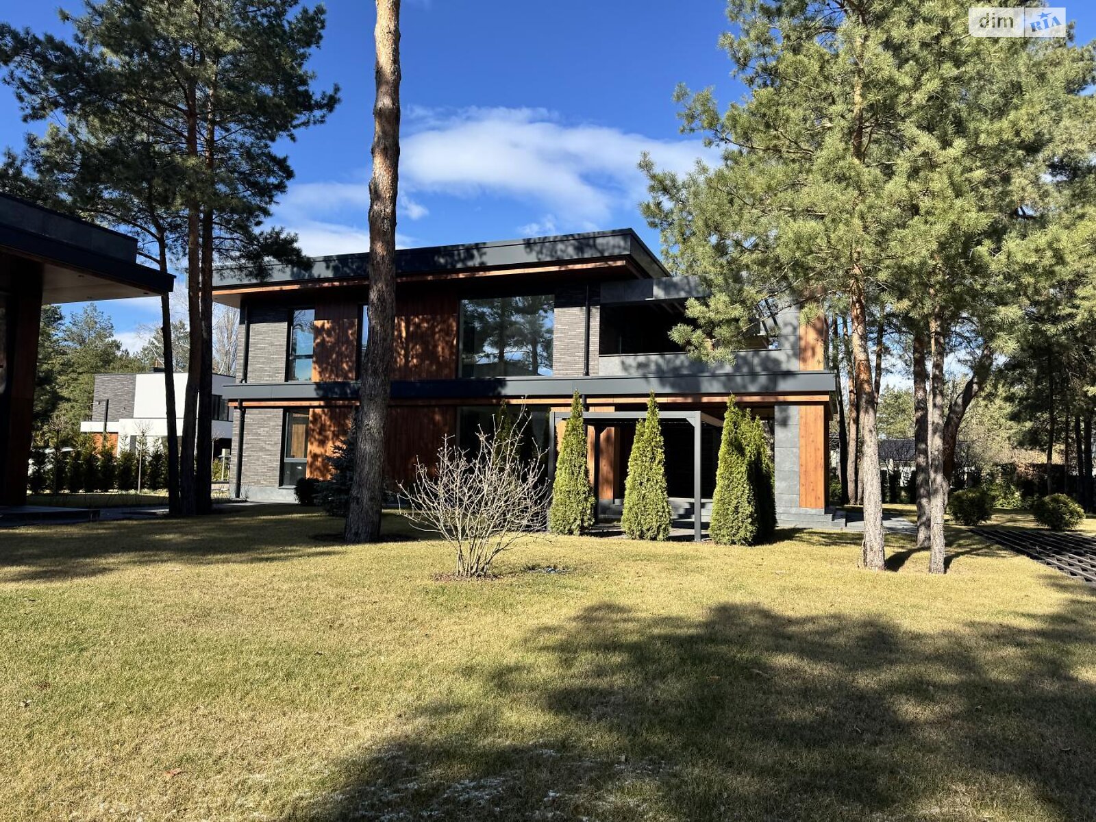 двоповерховий будинок, 360 кв. м, кирпич. Продаж у Лебедівці фото 1 двоповерховий будинок, 360 кв. м, кирпич. Продаж у Лебедівці фото 1