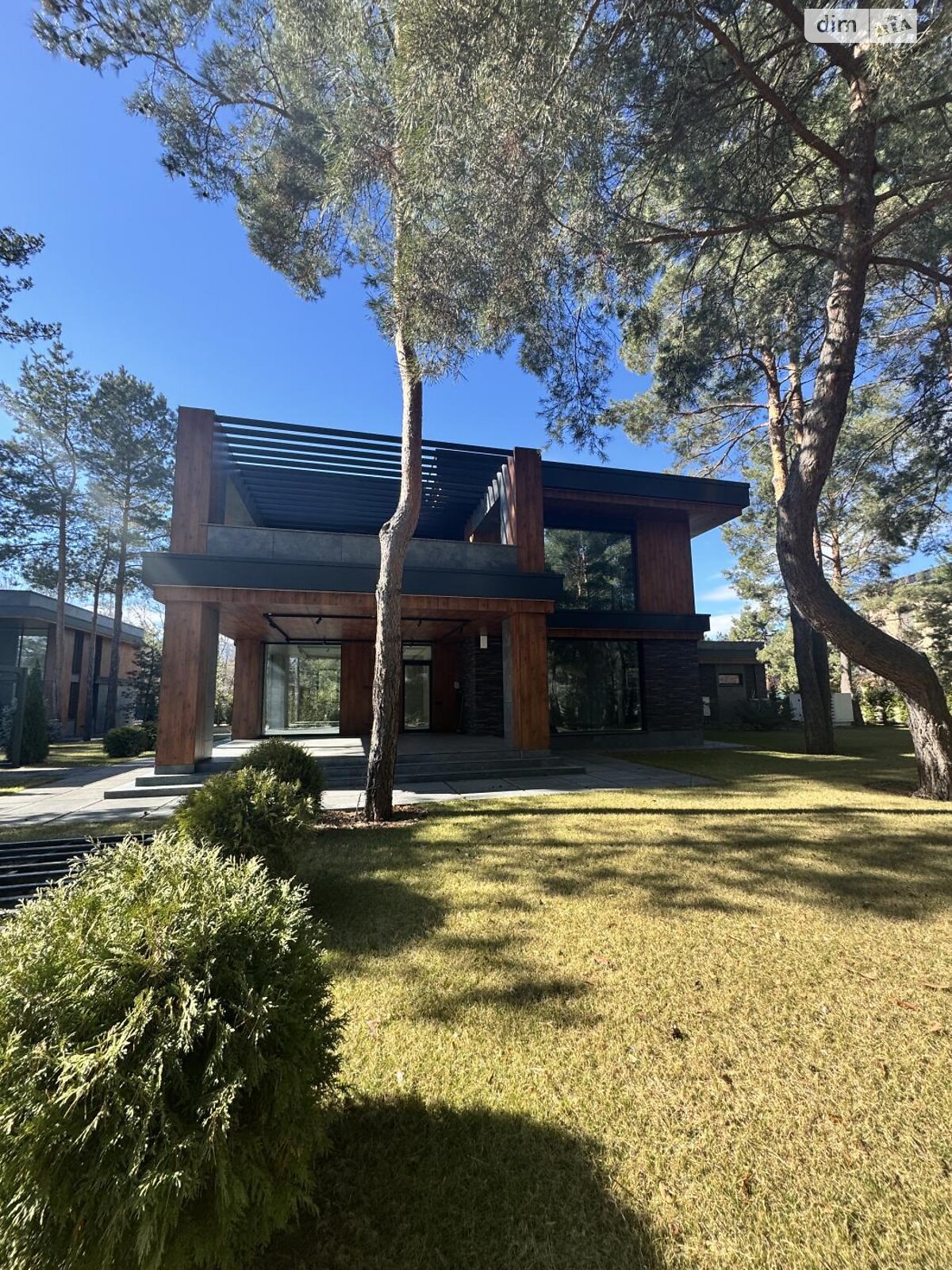 двоповерховий будинок, 360 кв. м, кирпич. Продаж у Лебедівці фото 1 двоповерховий будинок, 360 кв. м, кирпич. Продаж у Лебедівці фото 1