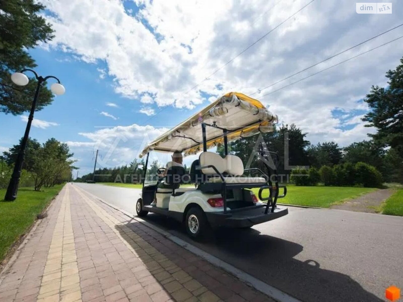 двухэтажный дом, 300 кв. м, кирпич. Продажа в Лебедевке фото 1 двухэтажный дом, 300 кв. м, кирпич. Продажа в Лебедевке фото 1