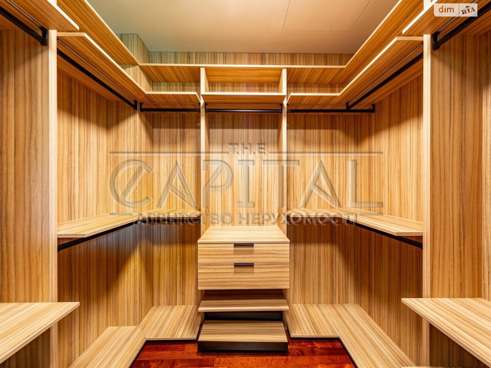 двухэтажный дом, 300 кв. м, кирпич. Продажа в Лебедевке фото 1 двухэтажный дом, 300 кв. м, кирпич. Продажа в Лебедевке фото 1