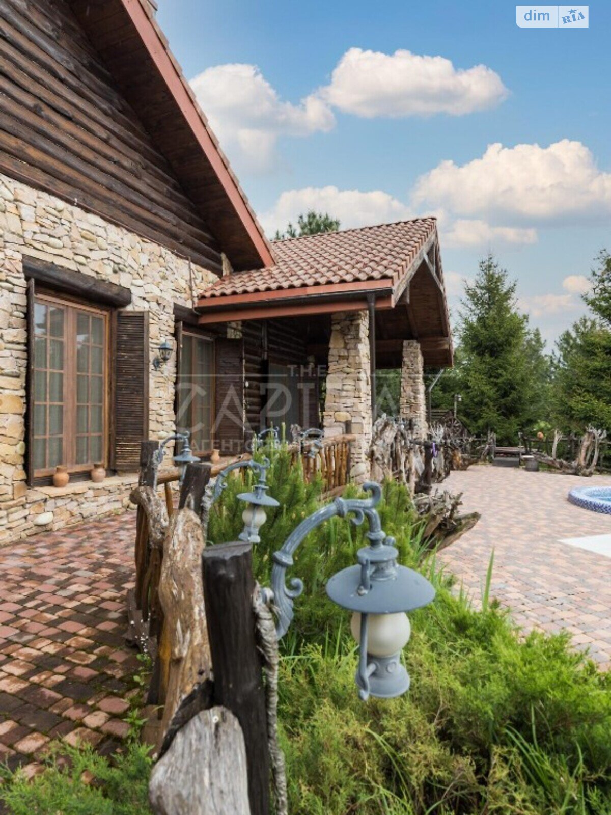 двоповерховий будинок бесідка, 555 кв. м, цегла. Продаж у Лебедівці фото 1 двоповерховий будинок бесідка, 555 кв. м, цегла. Продаж у Лебедівці фото 1