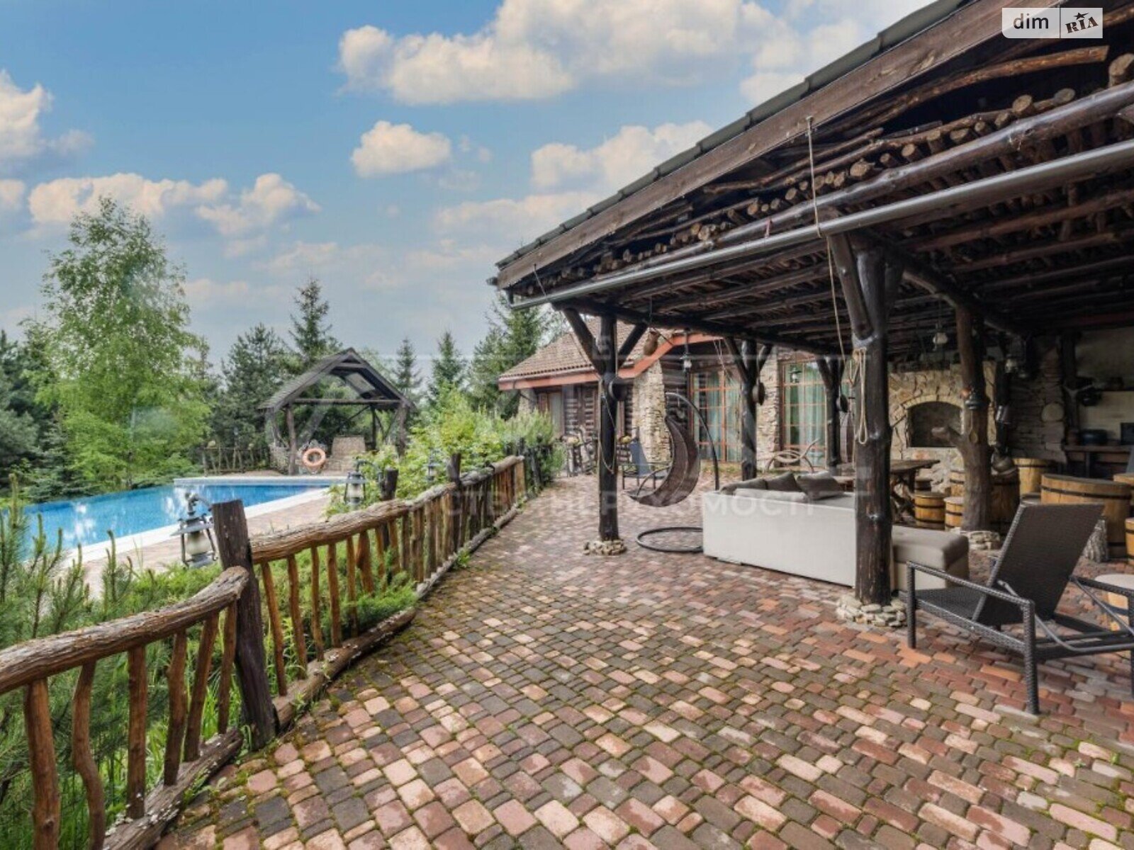 двоповерховий будинок бесідка, 555 кв. м, цегла. Продаж у Лебедівці фото 1 двоповерховий будинок бесідка, 555 кв. м, цегла. Продаж у Лебедівці фото 1
