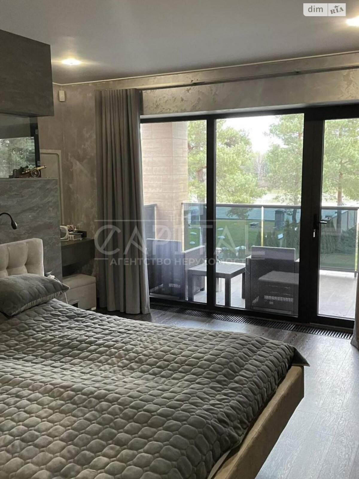 трехэтажный дом с отоплением, 235 кв. м, кирпич. Продажа в Лебедевке фото 1 трехэтажный дом с отоплением, 235 кв. м, кирпич. Продажа в Лебедевке фото 1