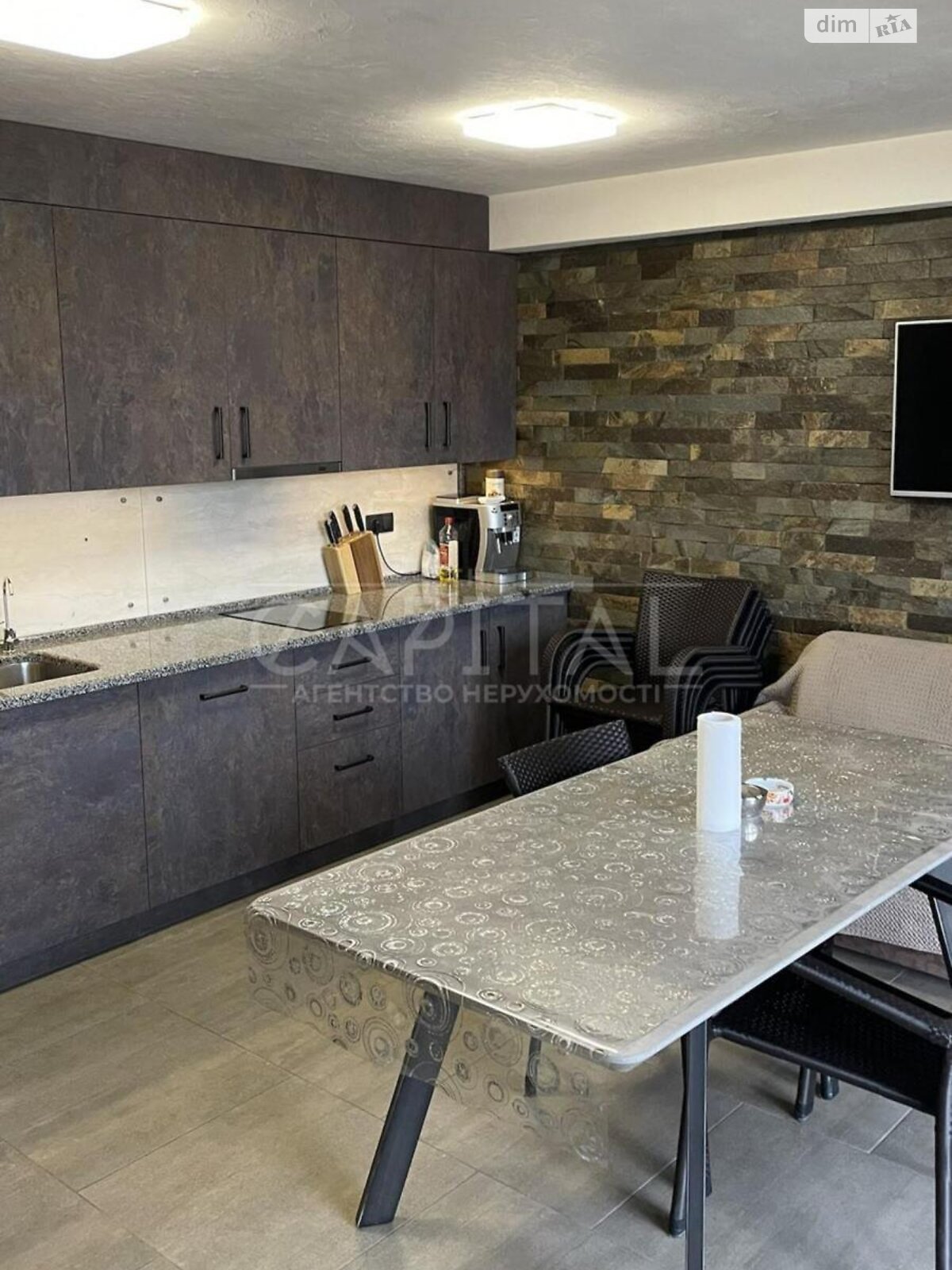 трехэтажный дом с отоплением, 235 кв. м, кирпич. Продажа в Лебедевке фото 1 трехэтажный дом с отоплением, 235 кв. м, кирпич. Продажа в Лебедевке фото 1