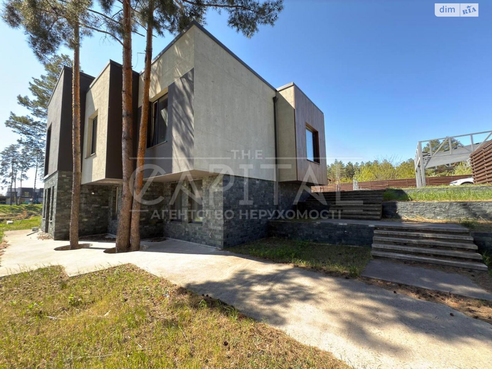 двоповерховий будинок, 360 кв. м, цегла. Продаж в Лебедівці фото 1 двоповерховий будинок, 360 кв. м, цегла. Продаж в Лебедівці фото 1