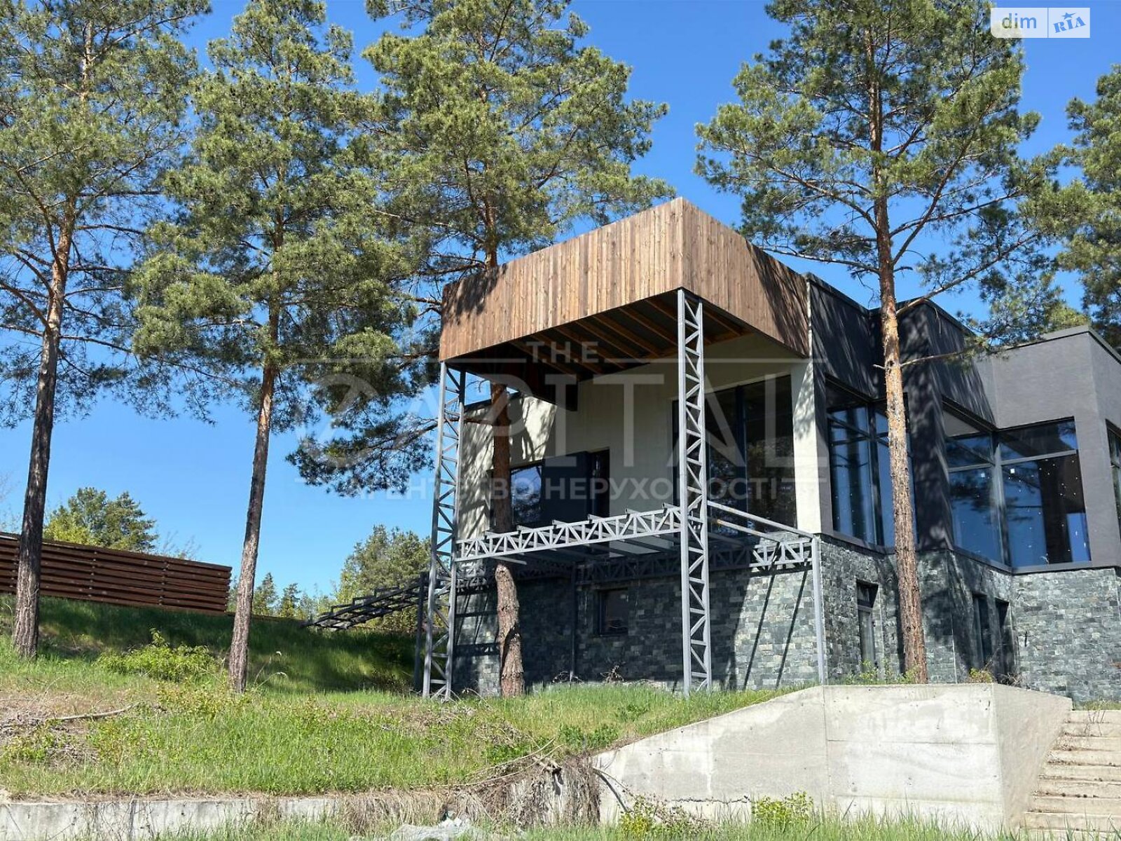 двоповерховий будинок, 360 кв. м, цегла. Продаж в Лебедівці фото 1 двоповерховий будинок, 360 кв. м, цегла. Продаж в Лебедівці фото 1