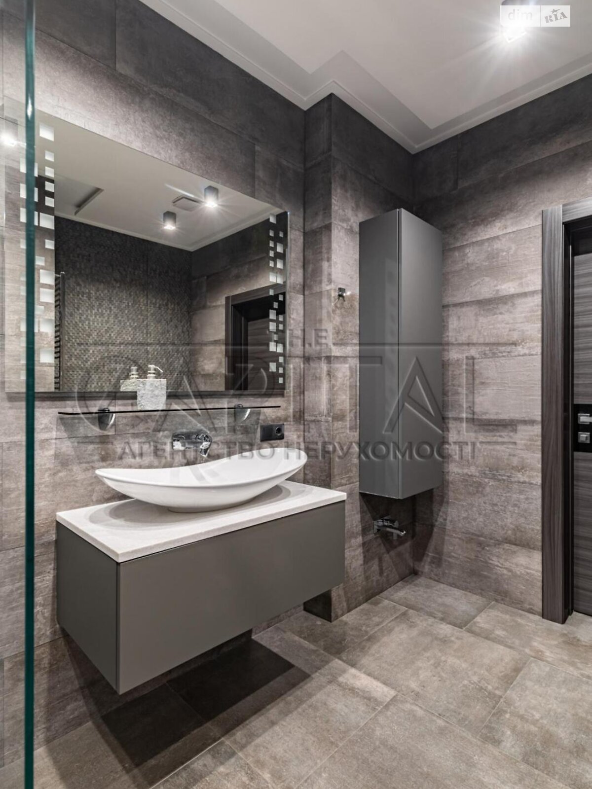 триповерховий будинок з опаленням, 235 кв. м, цегла. Продаж у Лебедівці фото 1 триповерховий будинок з опаленням, 235 кв. м, цегла. Продаж у Лебедівці фото 1