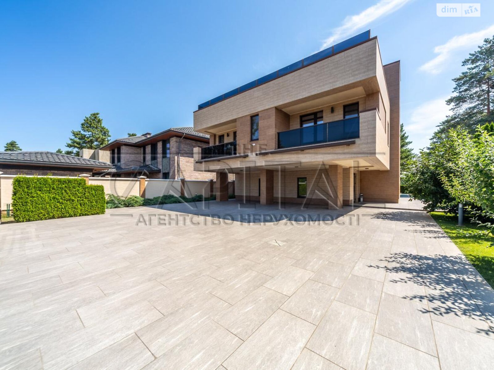 триповерховий будинок з опаленням, 235 кв. м, цегла. Продаж у Лебедівці фото 1 триповерховий будинок з опаленням, 235 кв. м, цегла. Продаж у Лебедівці фото 1