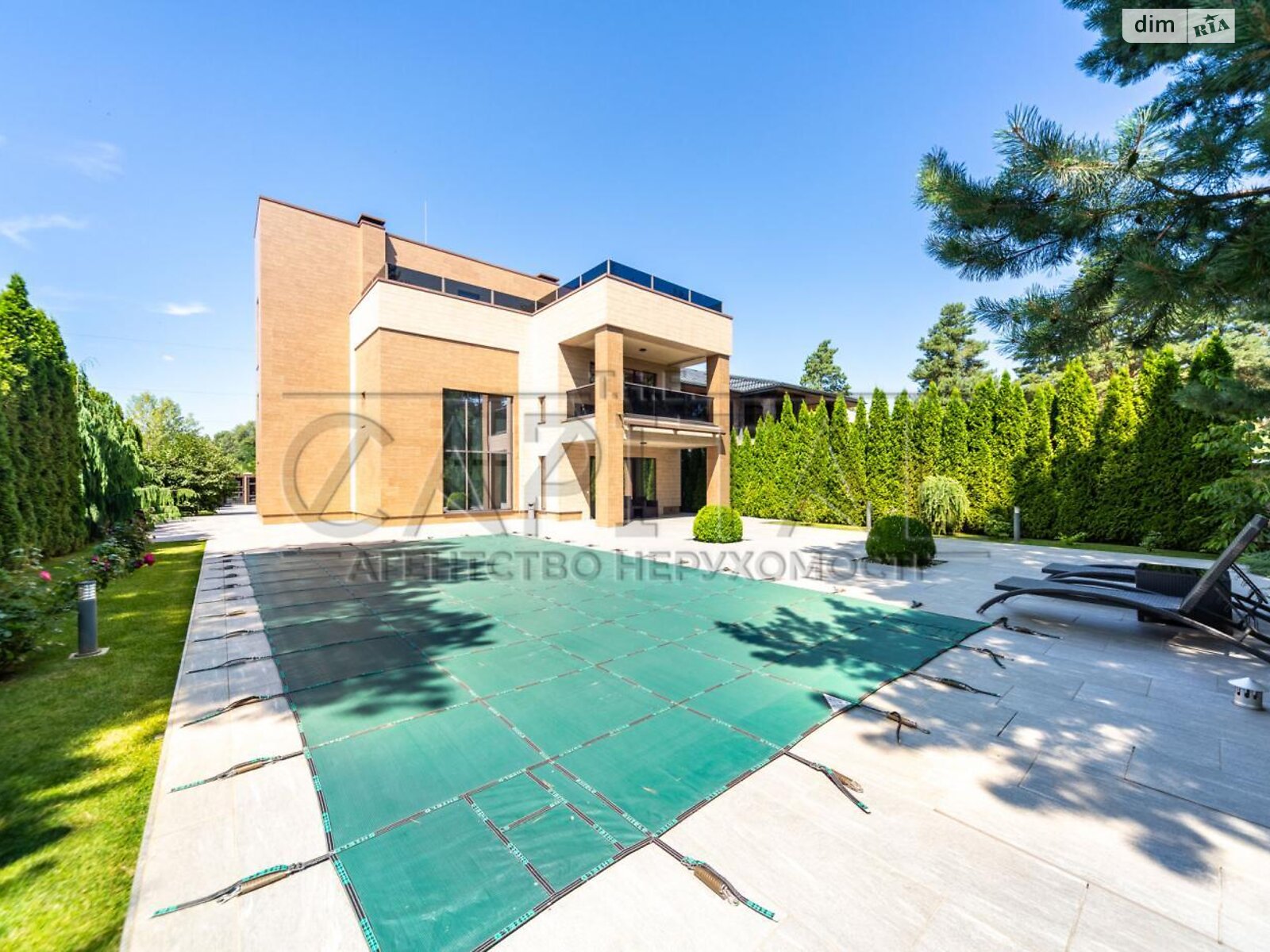 триповерховий будинок з опаленням, 235 кв. м, цегла. Продаж у Лебедівці фото 1 триповерховий будинок з опаленням, 235 кв. м, цегла. Продаж у Лебедівці фото 1