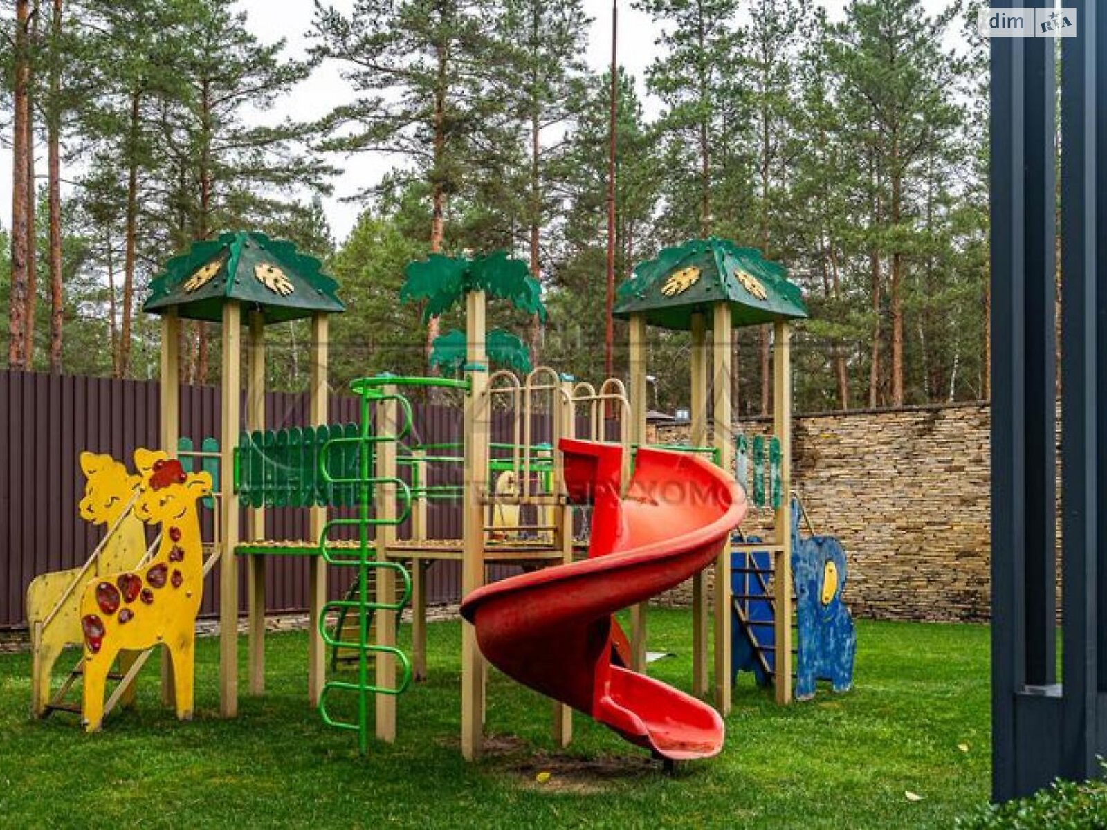 двухэтажный дом беседка, 317 кв. м, кирпич. Продажа в Лебедевке фото 1