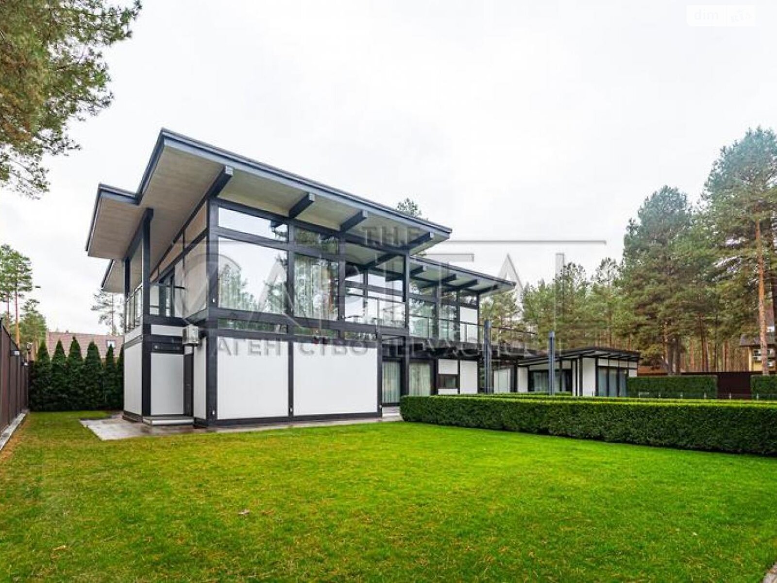 двухэтажный дом беседка, 317 кв. м, кирпич. Продажа в Лебедевке фото 1