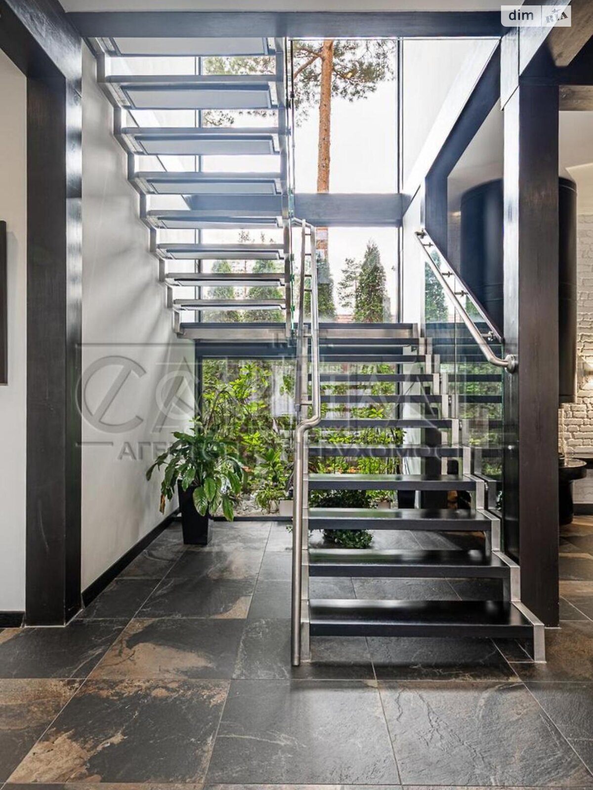 двоповерховий будинок бесідка, 317 кв. м, кирпич. Продаж у Лебедівці фото 1