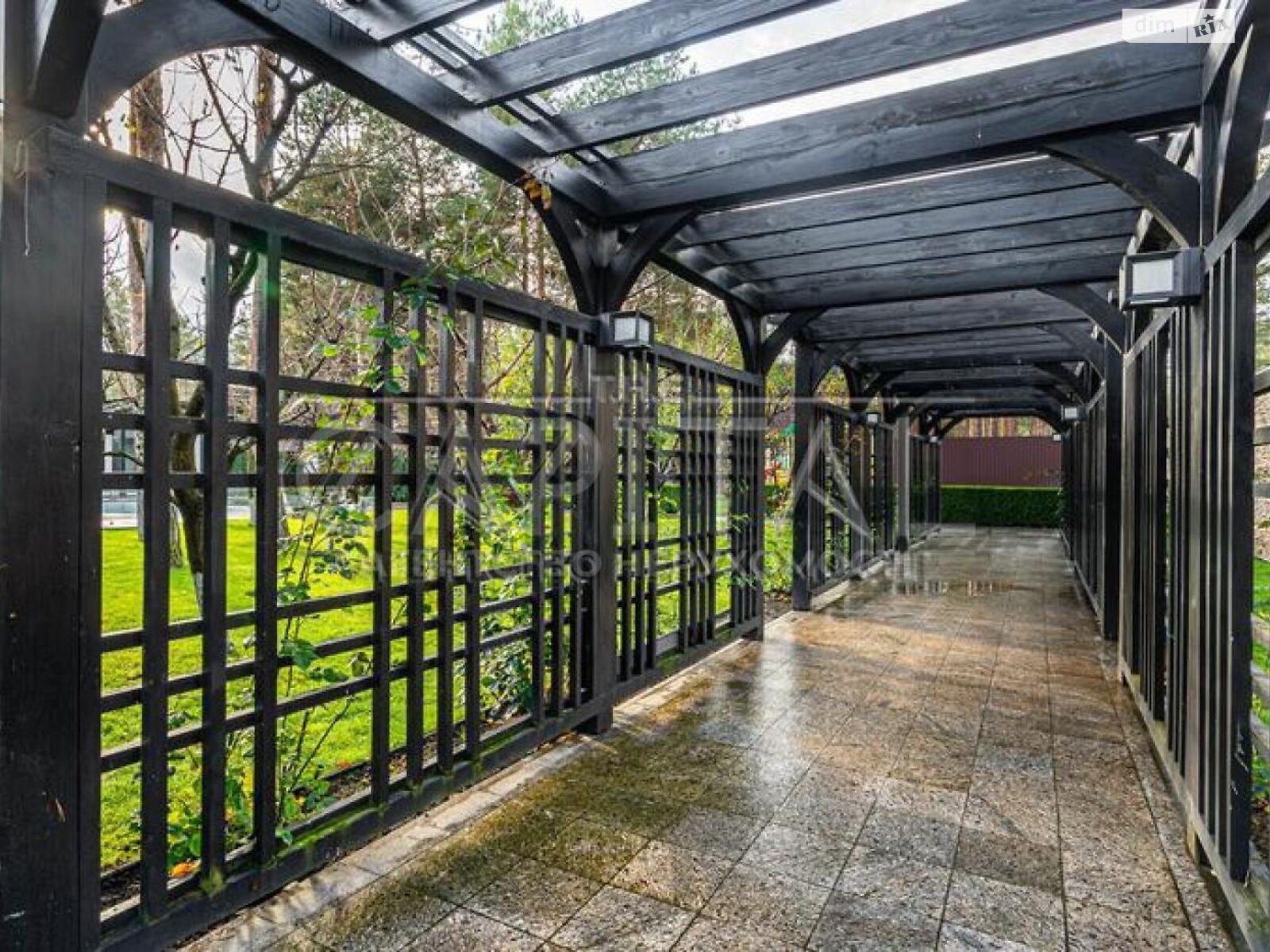 двоповерховий будинок бесідка, 317 кв. м, кирпич. Продаж у Лебедівці фото 1