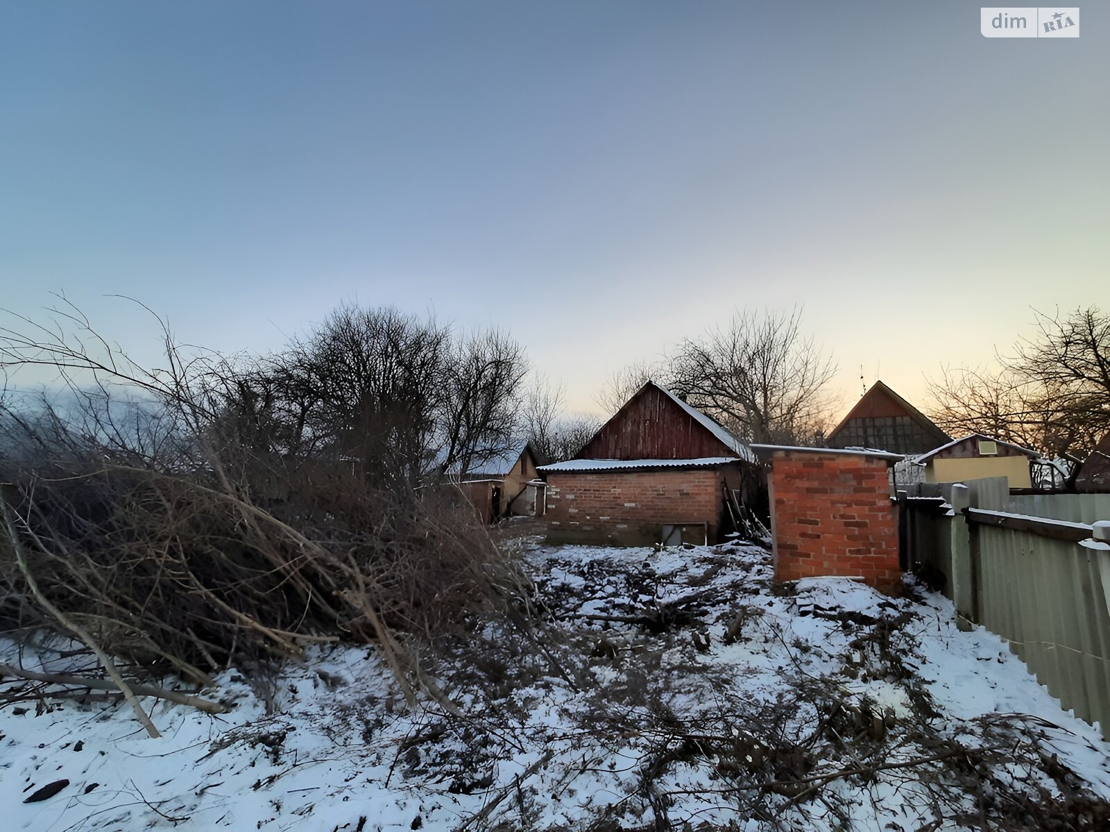 одноэтажный дом с гаражом, 60 кв. м, дерево и кирпич. Продажа в Лещинке фото 1 одноэтажный дом с гаражом, 60 кв. м, дерево и кирпич. Продажа в Лещинке фото 1