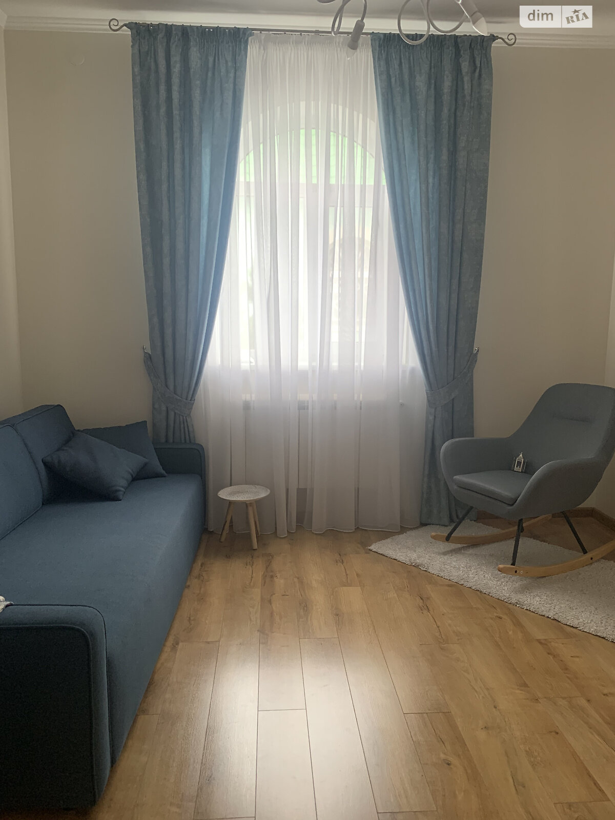 двоповерховий будинок з балконом, 290 кв. м, ракушечник (ракушняк). Продаж у Лісках фото 1 двоповерховий будинок з балконом, 290 кв. м, ракушечник (ракушняк). Продаж у Лісках фото 1